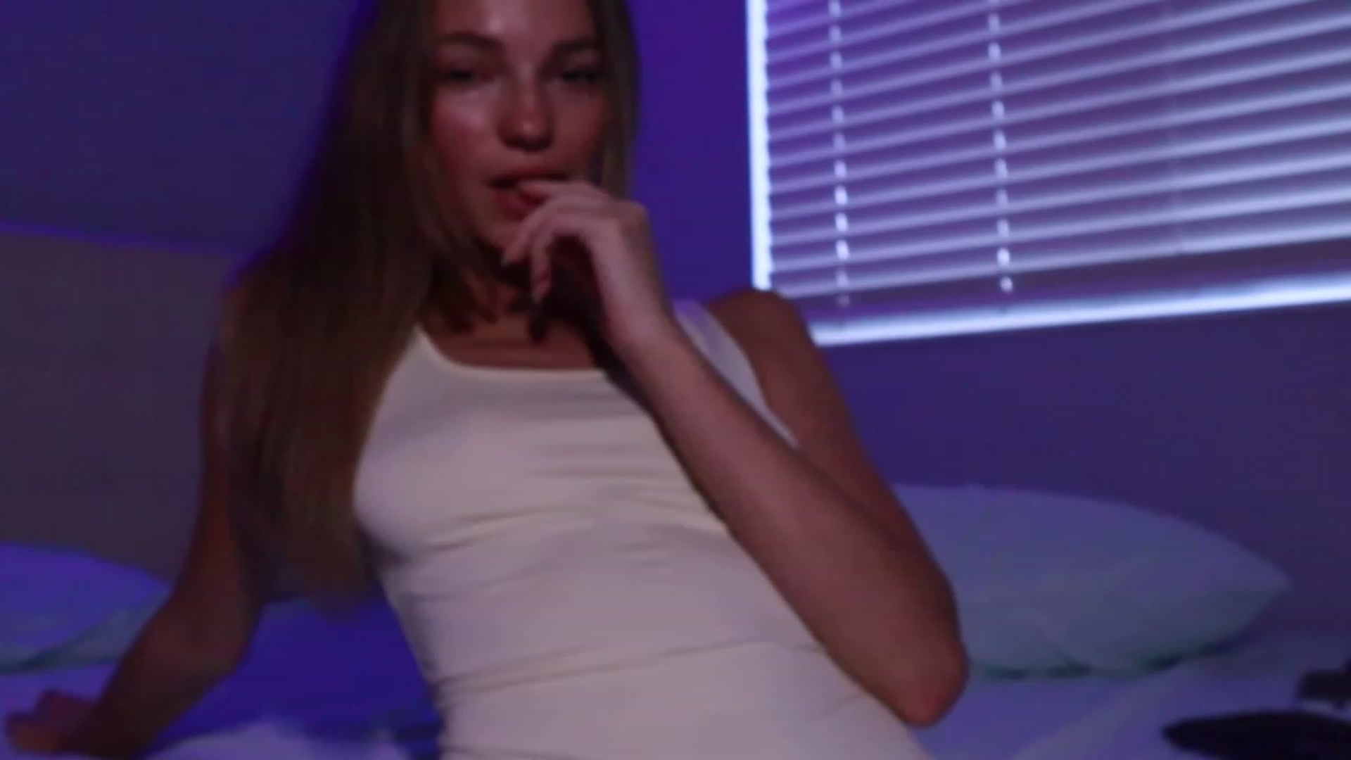 Gallery image thumbnail from Hotfound404's myfreecams stream on, 10/20/2023, 20:37 image 2 of 20