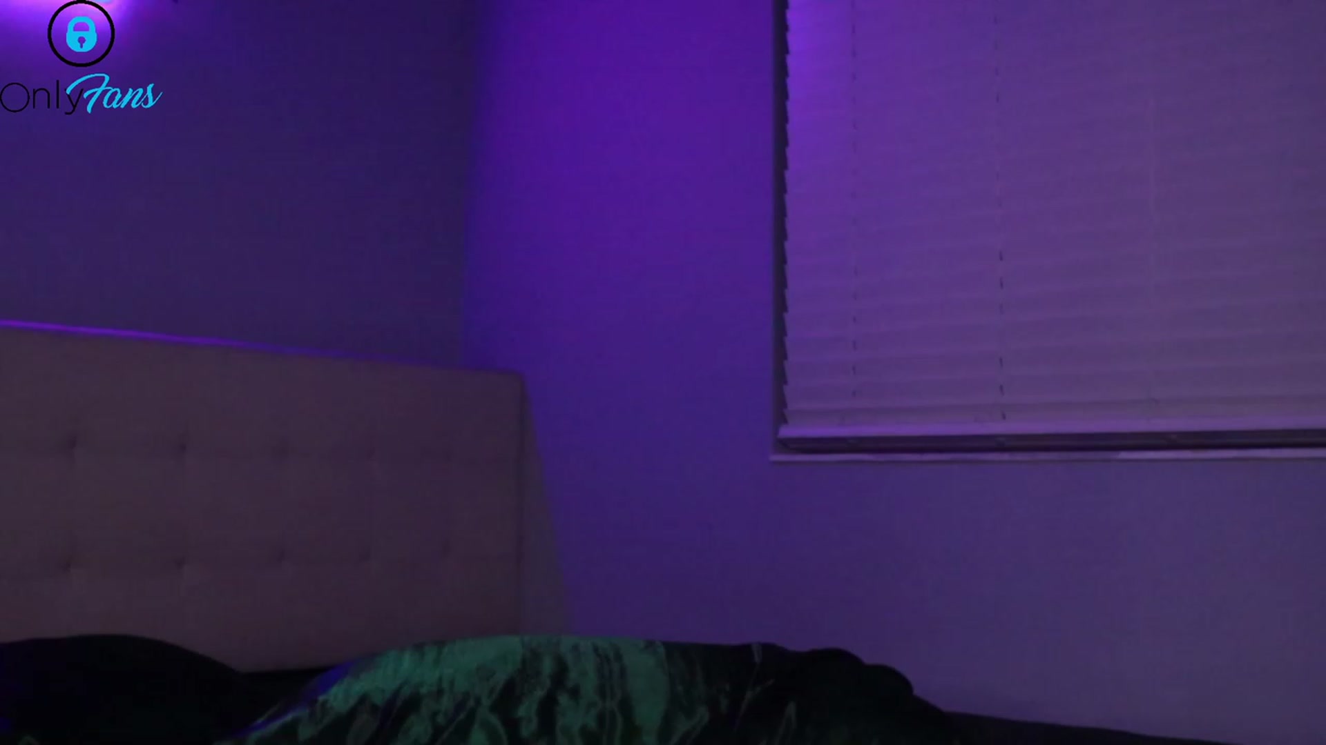 Gallery image thumbnail from Hotfound404's myfreecams stream on, 12/07/2023, 23:15 image 10 of 20