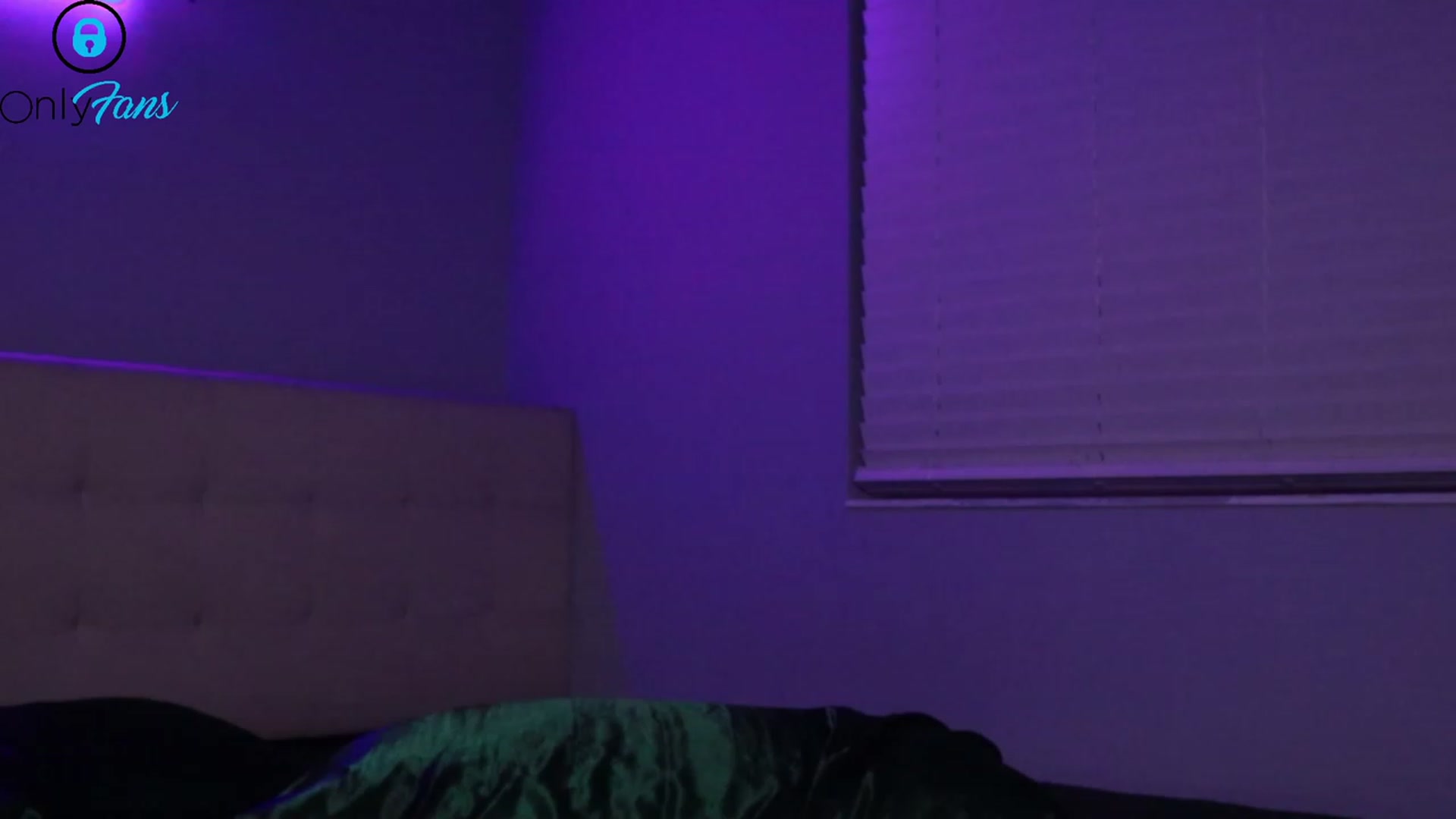 Gallery image thumbnail from Hotfound404's myfreecams stream on, 12/07/2023, 23:15 image 11 of 20