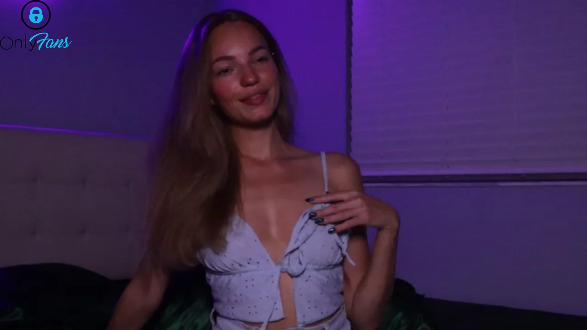 Gallery image thumbnail from Hotfound404's myfreecams stream on, 12/07/2023, 23:15 image 13 of 20