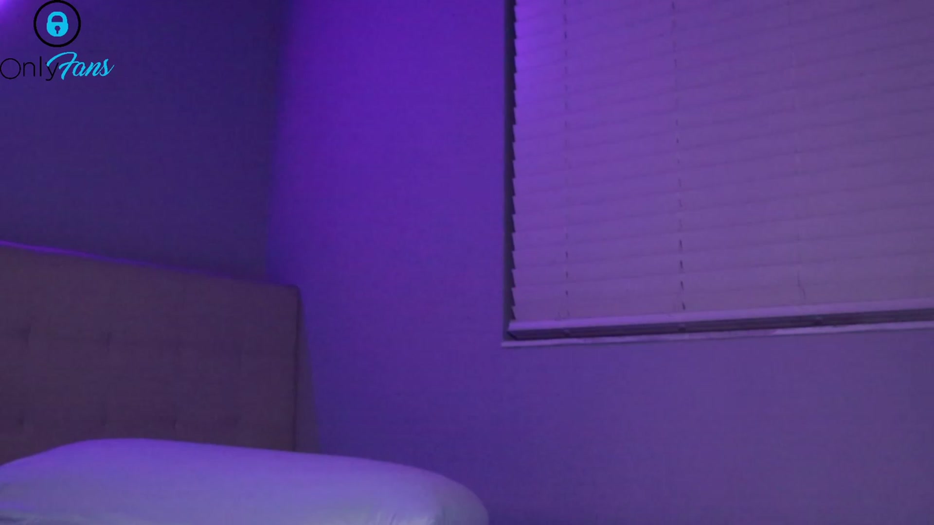 Gallery image thumbnail from Hotfound404's myfreecams stream on, 12/12/2023, 01:21 image 1 of 20