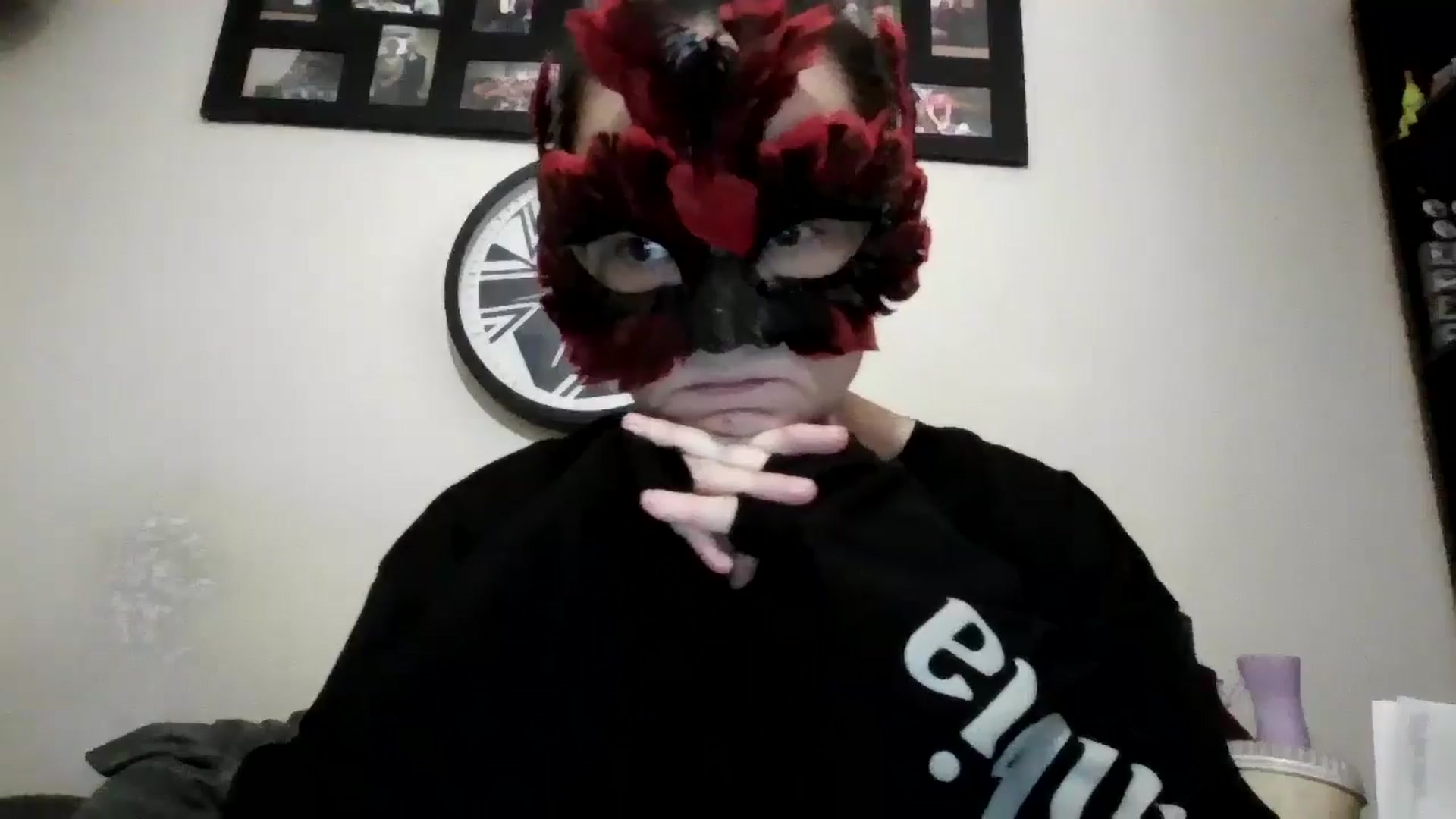 Gallery image thumbnail from Hotmilf2026's myfreecams stream on, 11/16/2025, 17:31 image 15 of 20