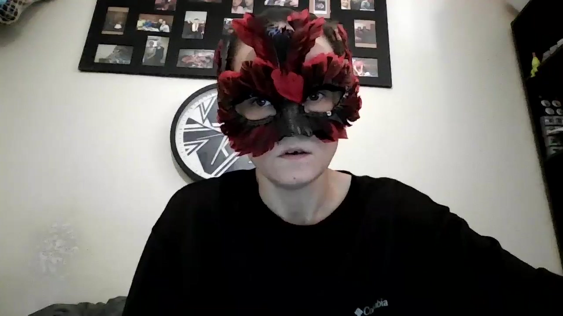 Gallery image thumbnail from Hotmilf2026's myfreecams stream on, 11/16/2025, 17:31 image 5 of 20