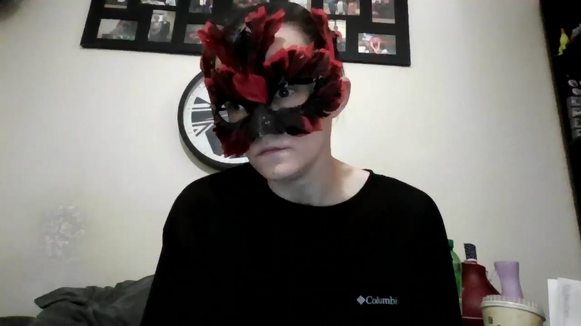 Gallery image thumbnail from Hotmilf2026's myfreecams stream on, 11/16/2025, 17:31 image 16 of 20