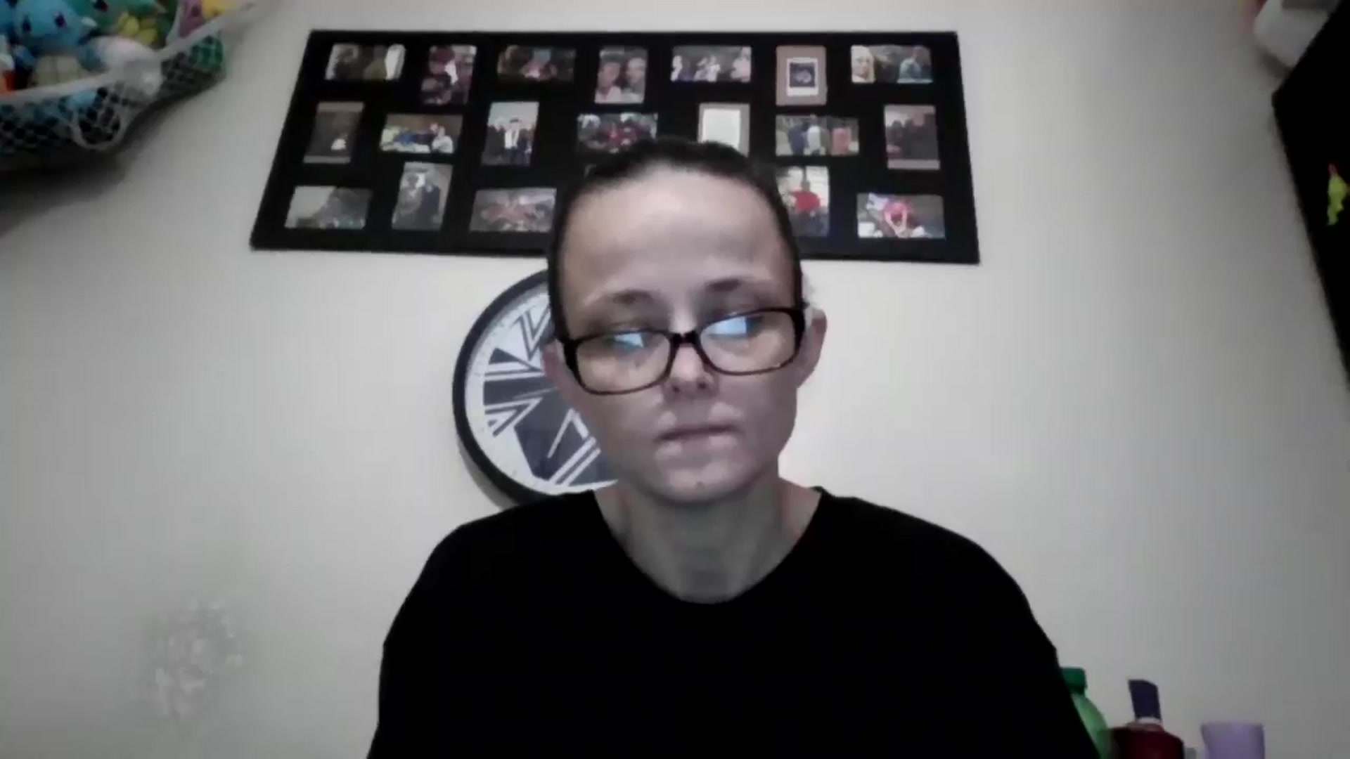 Gallery image thumbnail from Hotmilf2026's myfreecams stream on, 11/16/2025, 18:59 image 5 of 20