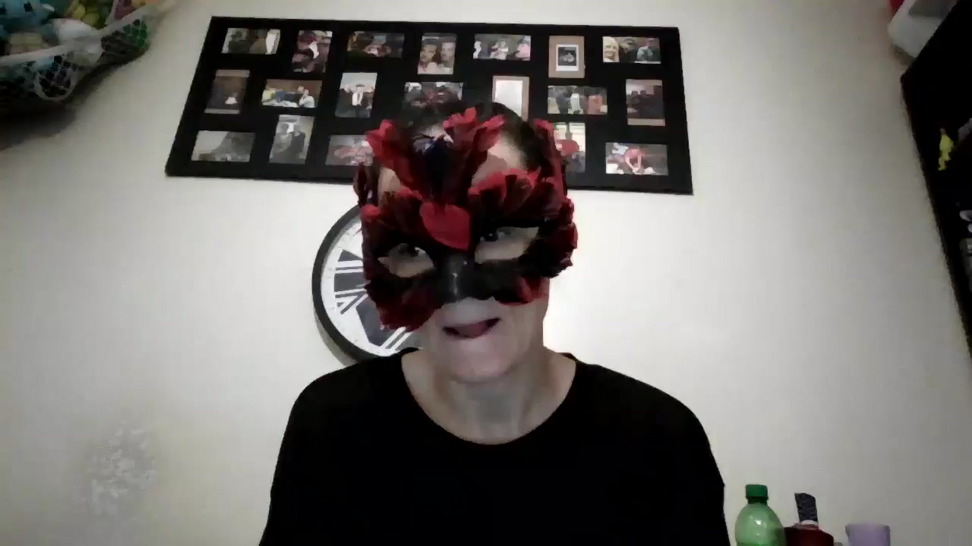 Gallery image thumbnail from Hotmilf2026's myfreecams stream on, 11/16/2025, 18:59 image 1 of 20