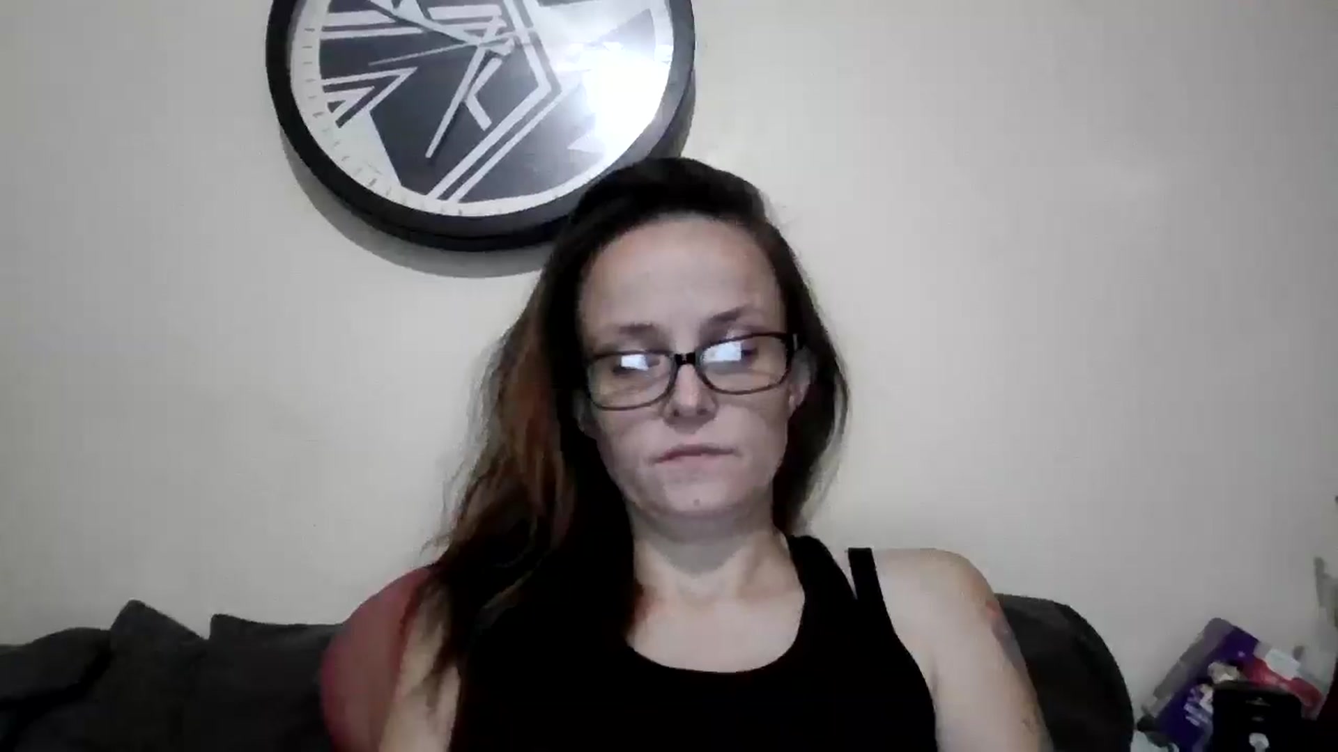 Gallery image thumbnail from Hotmilf2026's myfreecams stream on, 11/17/2025, 12:23 image 17 of 20