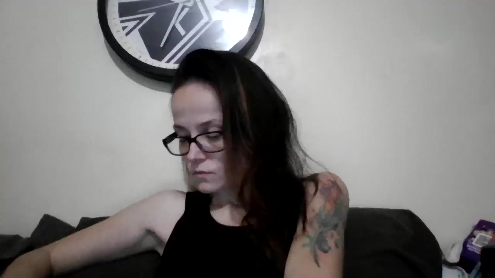 Gallery image thumbnail from Hotmilf2026's myfreecams stream on, 11/17/2025, 12:23 image 7 of 20