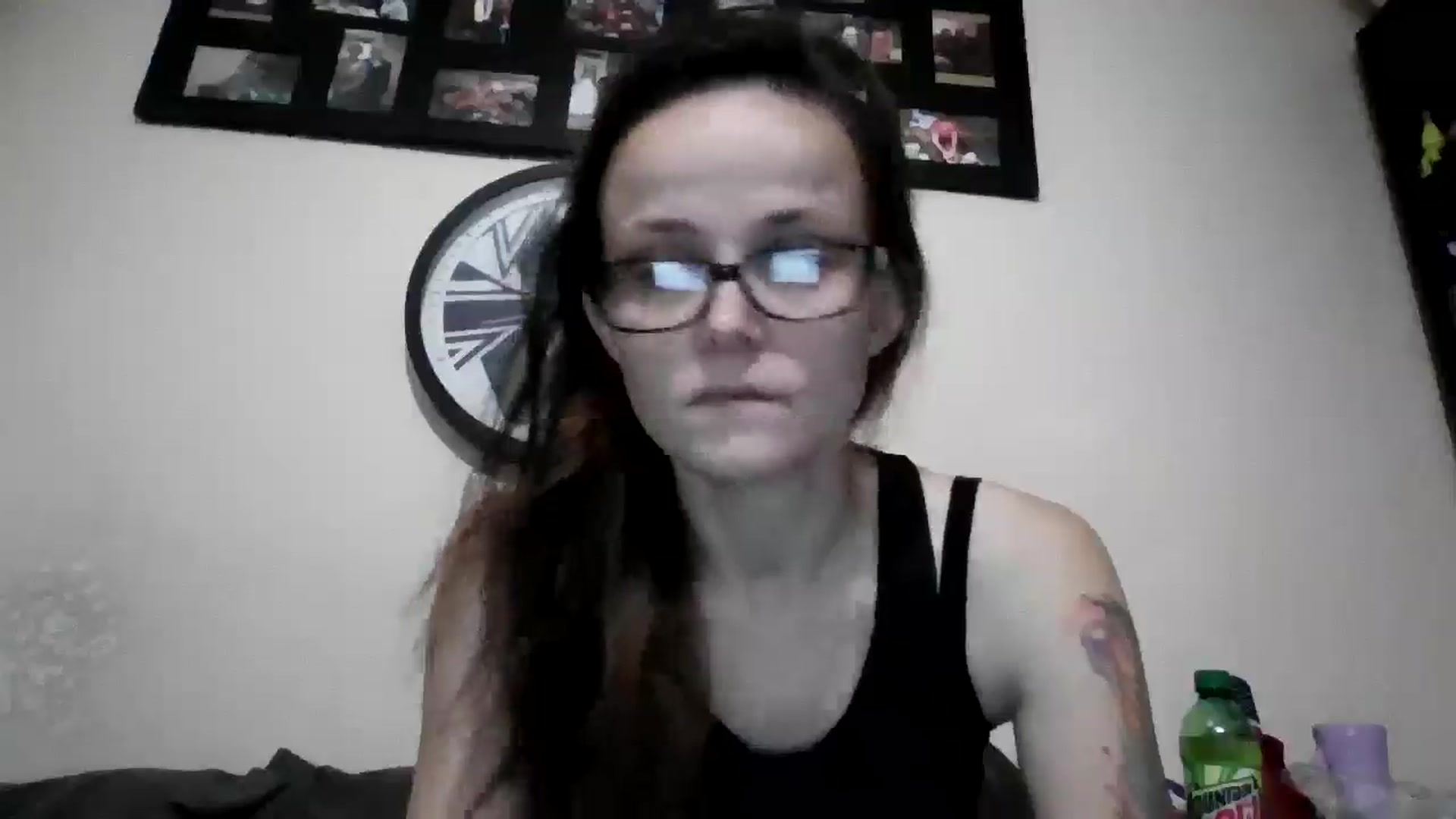 Gallery image thumbnail from Hotmilf2026's myfreecams stream on, 11/17/2025, 12:23 image 10 of 20