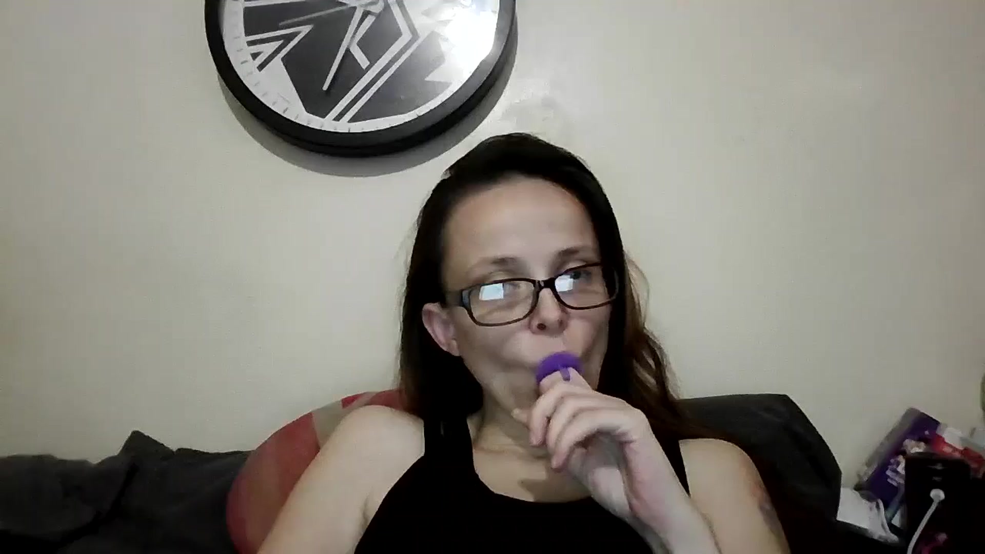 Gallery image thumbnail from Hotmilf2026's myfreecams stream on, 11/17/2025, 13:59 image 11 of 20