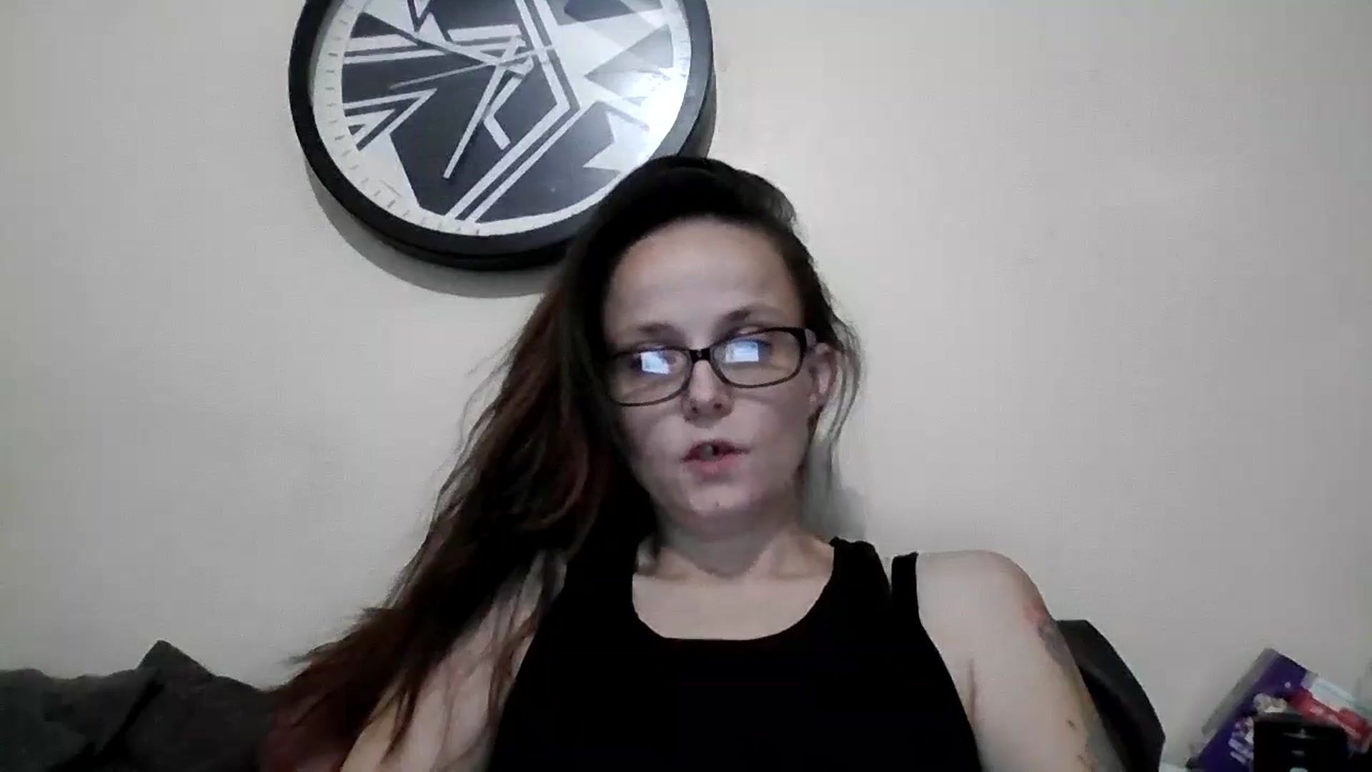 Gallery image thumbnail from Hotmilf2026's myfreecams stream on, 11/17/2025, 13:59 image 17 of 20