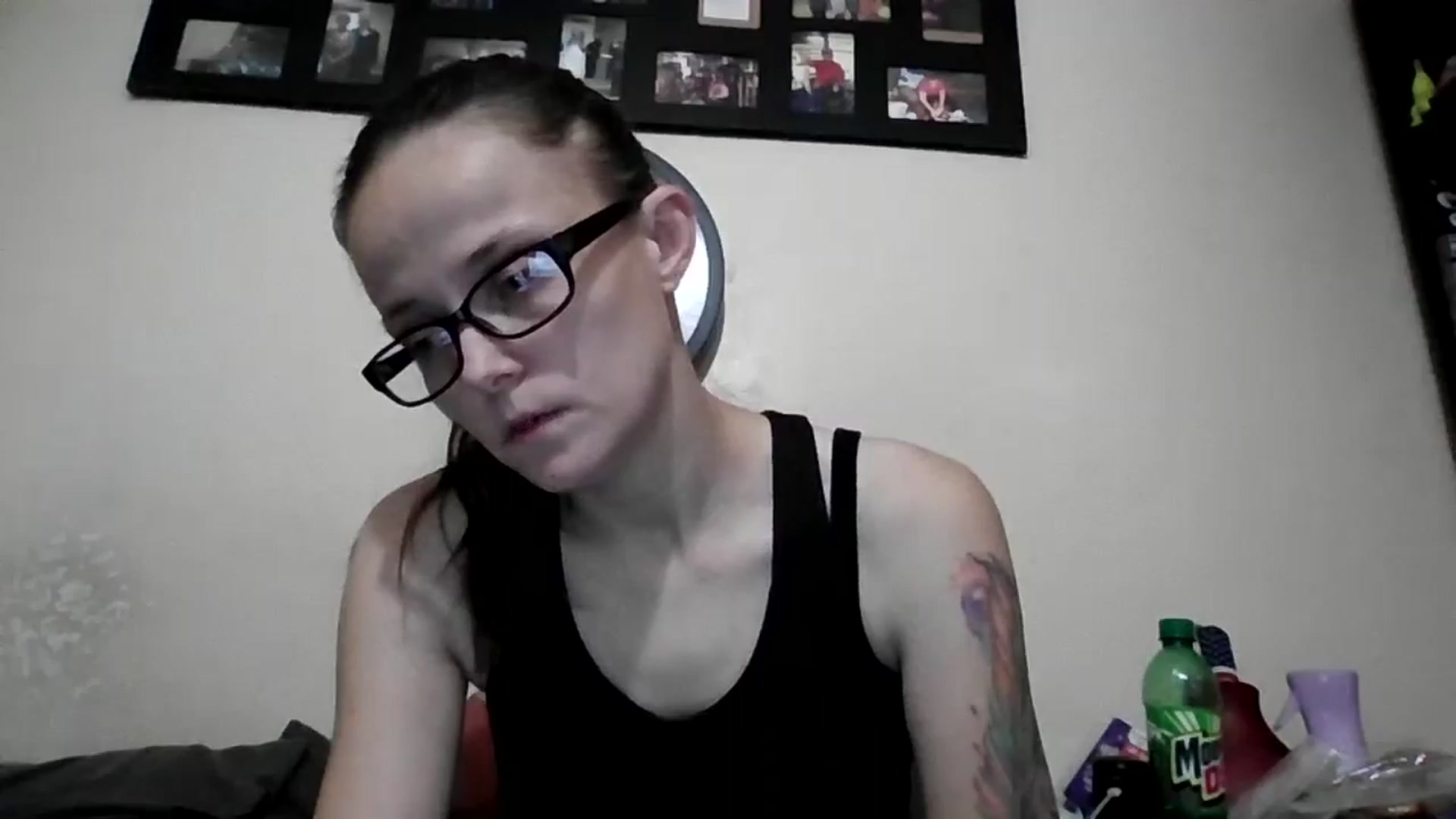 Gallery image thumbnail from Hotmilf2026's myfreecams stream on, 11/17/2025, 16:38 image 9 of 20