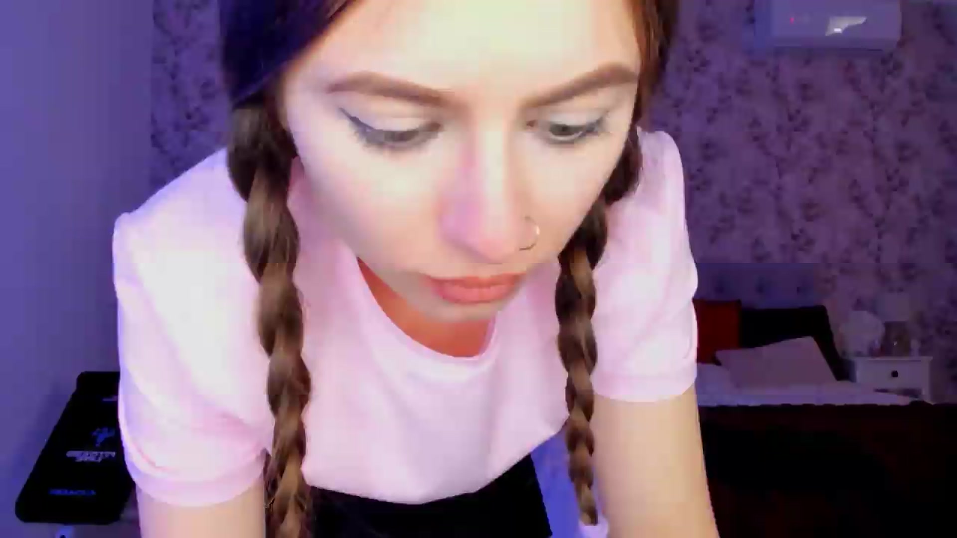 Gallery image thumbnail from Hotmolly_'s myfreecams stream on, 09/24/2026, 11:49 image 16 of 20