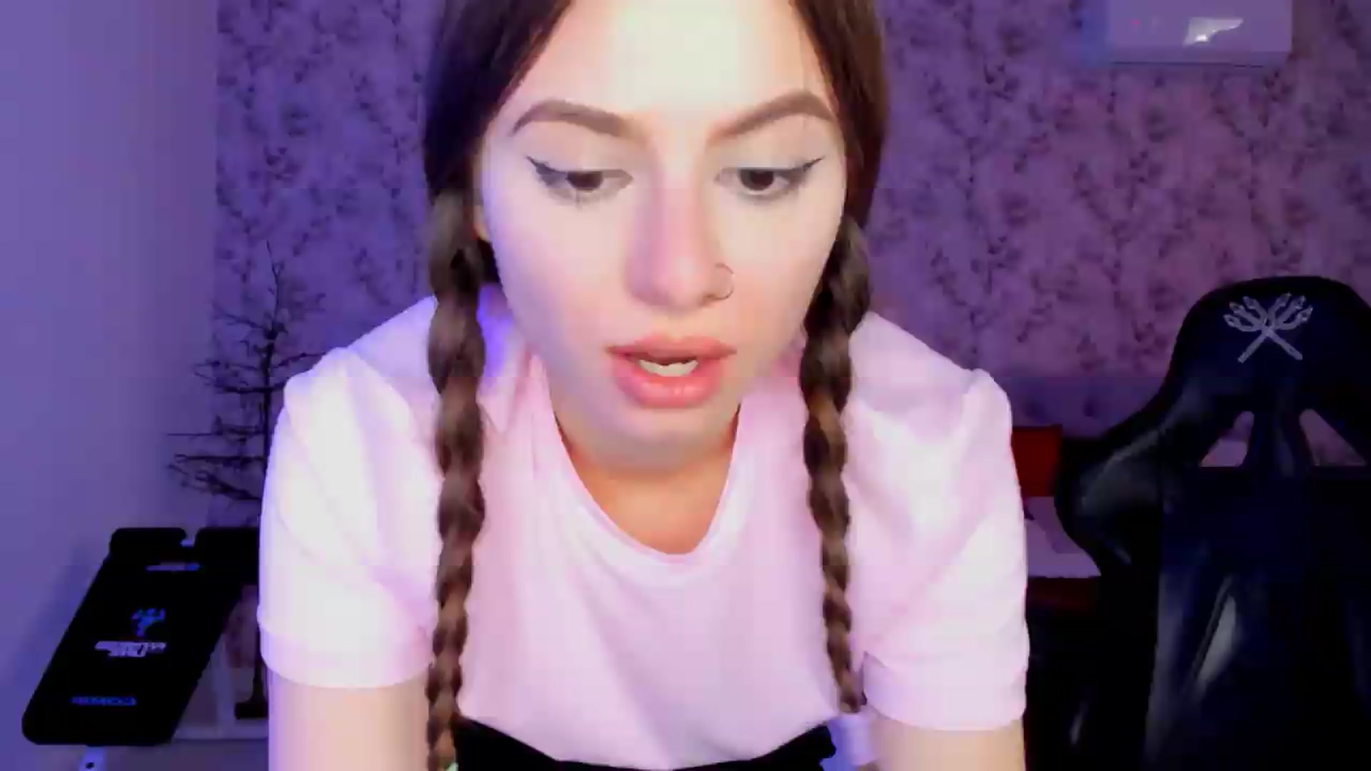 Gallery image thumbnail from Hotmolly_'s myfreecams stream on, 09/24/2026, 11:49 image 14 of 20