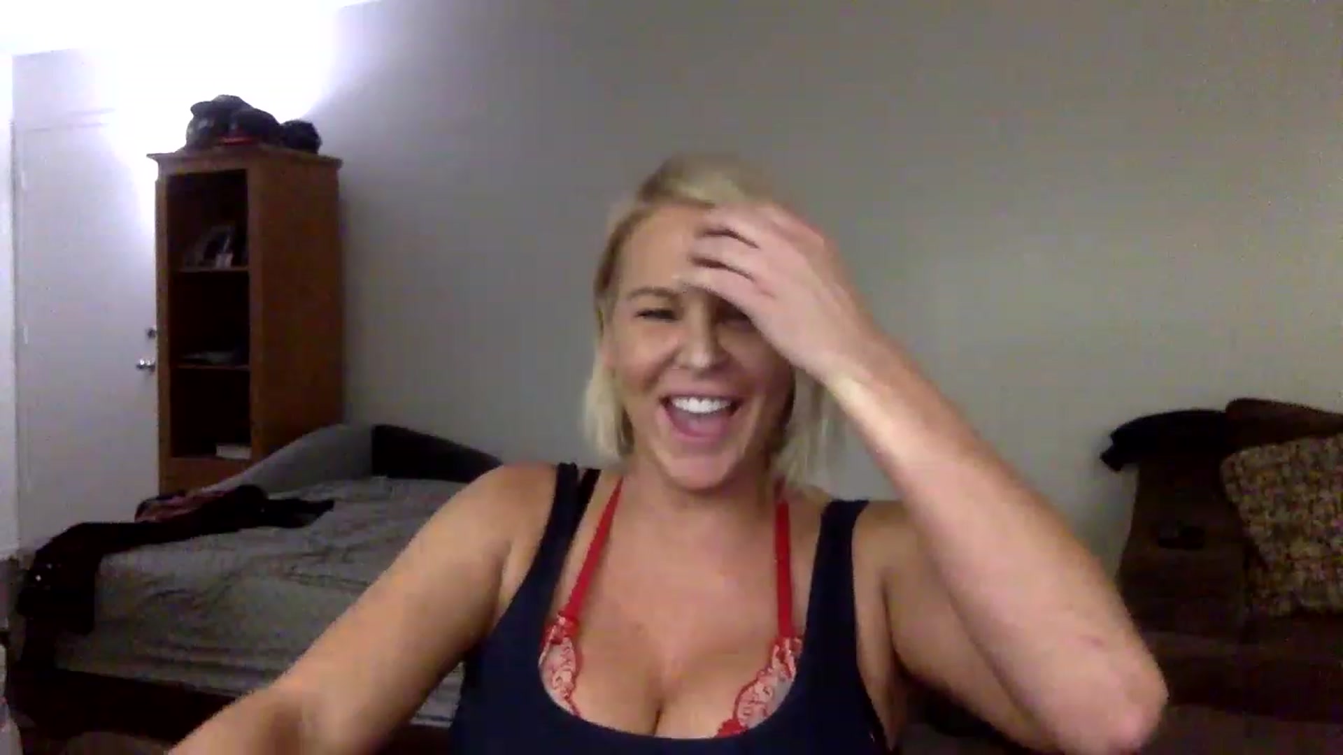Gallery image thumbnail from Hotpinkbox00's myfreecams stream on, 03/01/2023, 02:29 image 4 of 20