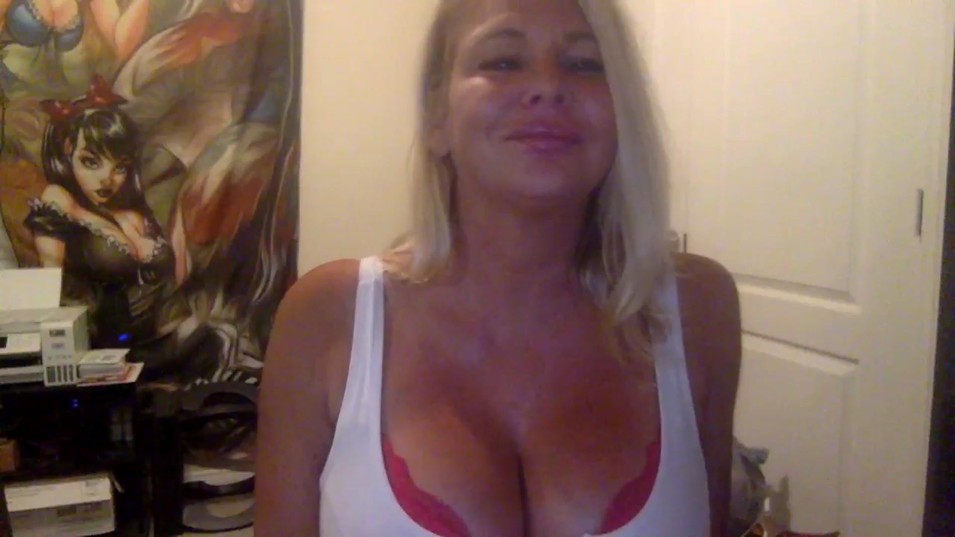 Gallery image thumbnail from Hotpinkbox00's myfreecams stream on, 11/23/2024, 11:06 image 7 of 20