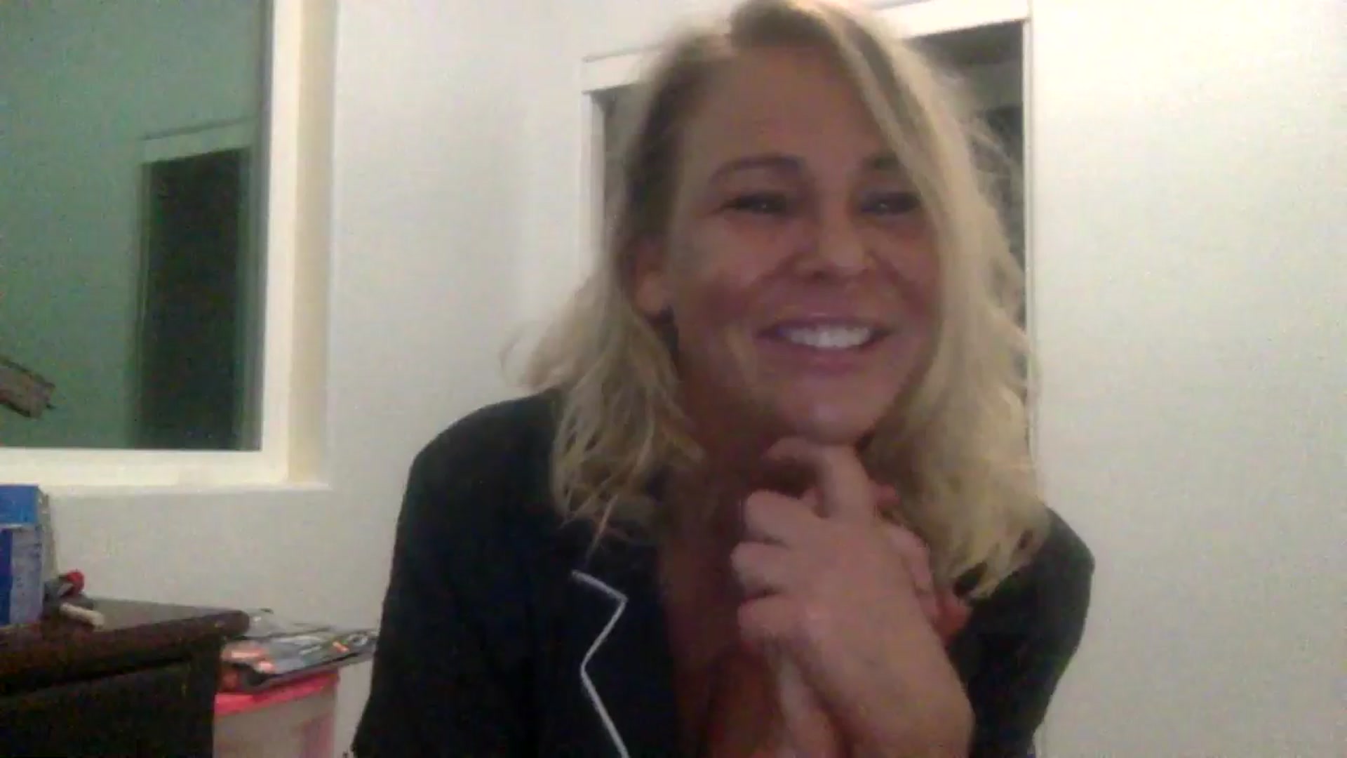 Gallery image thumbnail from Hotpinkbox00's myfreecams stream on, 12/13/2024, 09:53 image 18 of 20