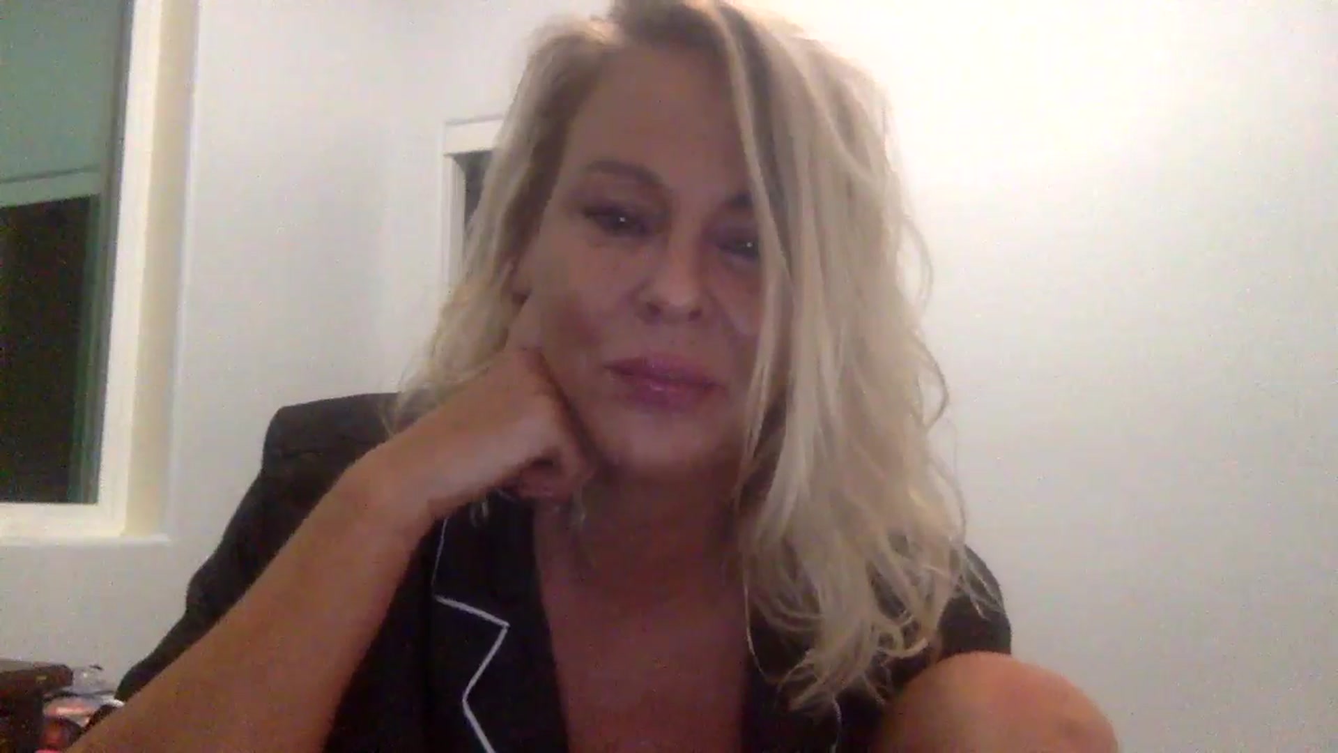 Gallery image thumbnail from Hotpinkbox00's myfreecams stream on, 12/13/2024, 10:39 image 20 of 20