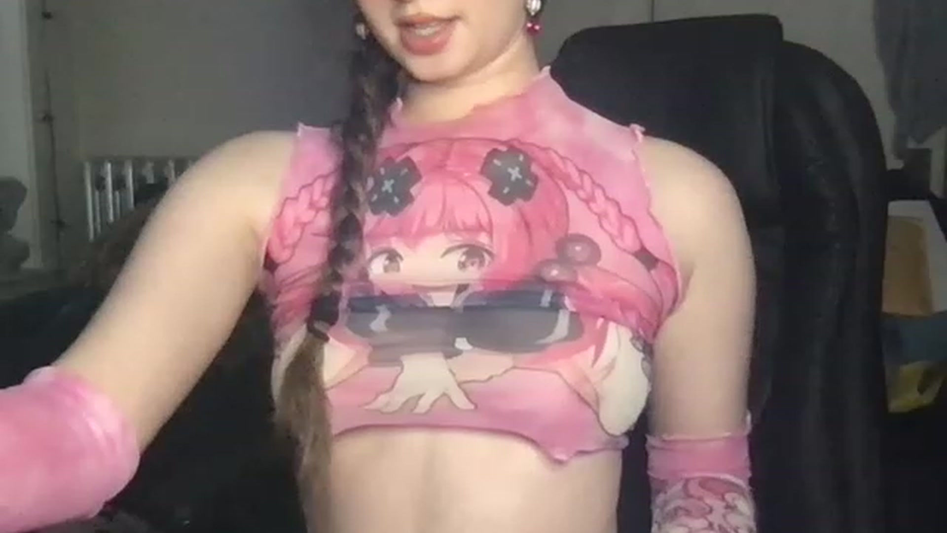 Gallery image thumbnail from Hott_couple23's myfreecams stream on, 11/17/2022, 22:15 image 5 of 20