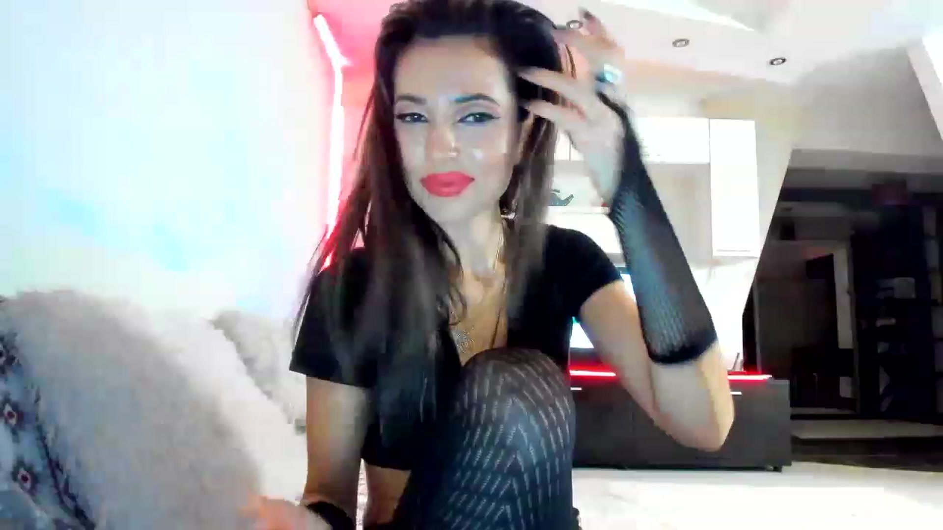 Gallery image thumbnail from Hottestbabe69's myfreecams stream on, 01/21/2023, 01:55 image 16 of 20