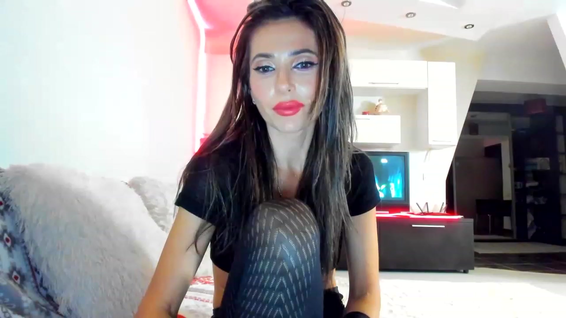 Gallery image thumbnail from Hottestbabe69's myfreecams stream on, 01/21/2023, 01:55 image 17 of 20