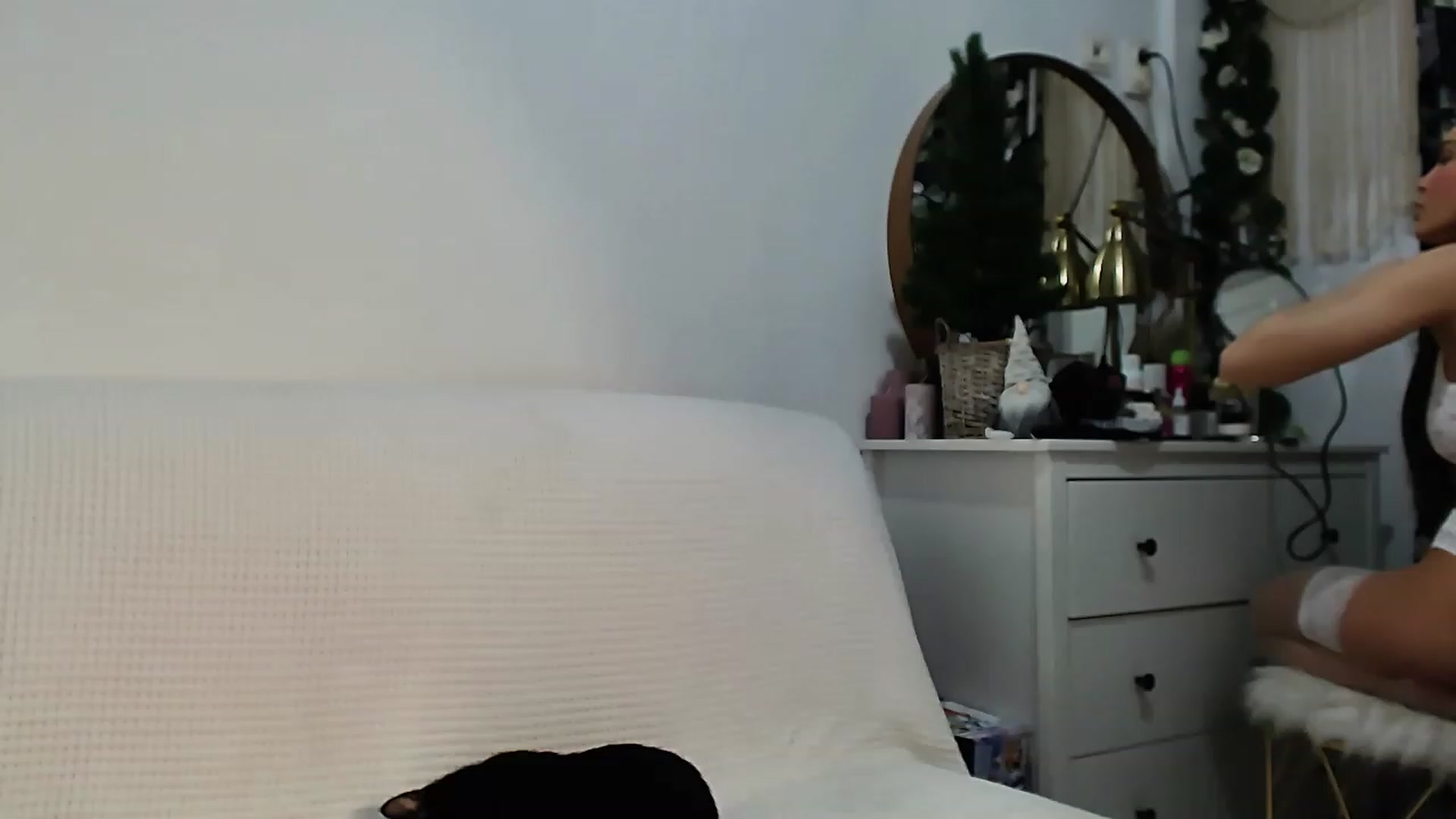 Gallery image thumbnail from HottieEva_'s myfreecams stream on, 01/29/2023, 01:41 image 7 of 20