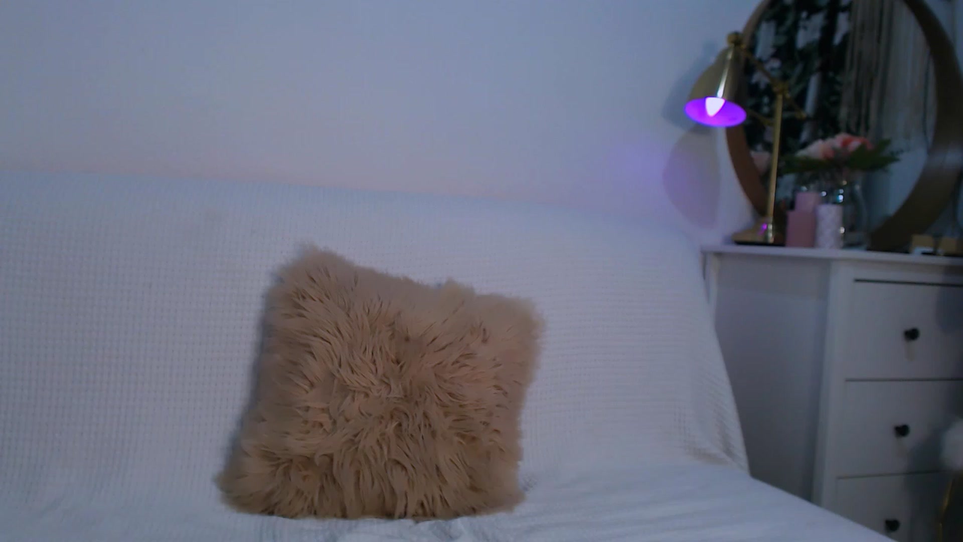 Gallery image thumbnail from HottieEva_'s myfreecams stream on, 02/27/2023, 01:47 image 12 of 20