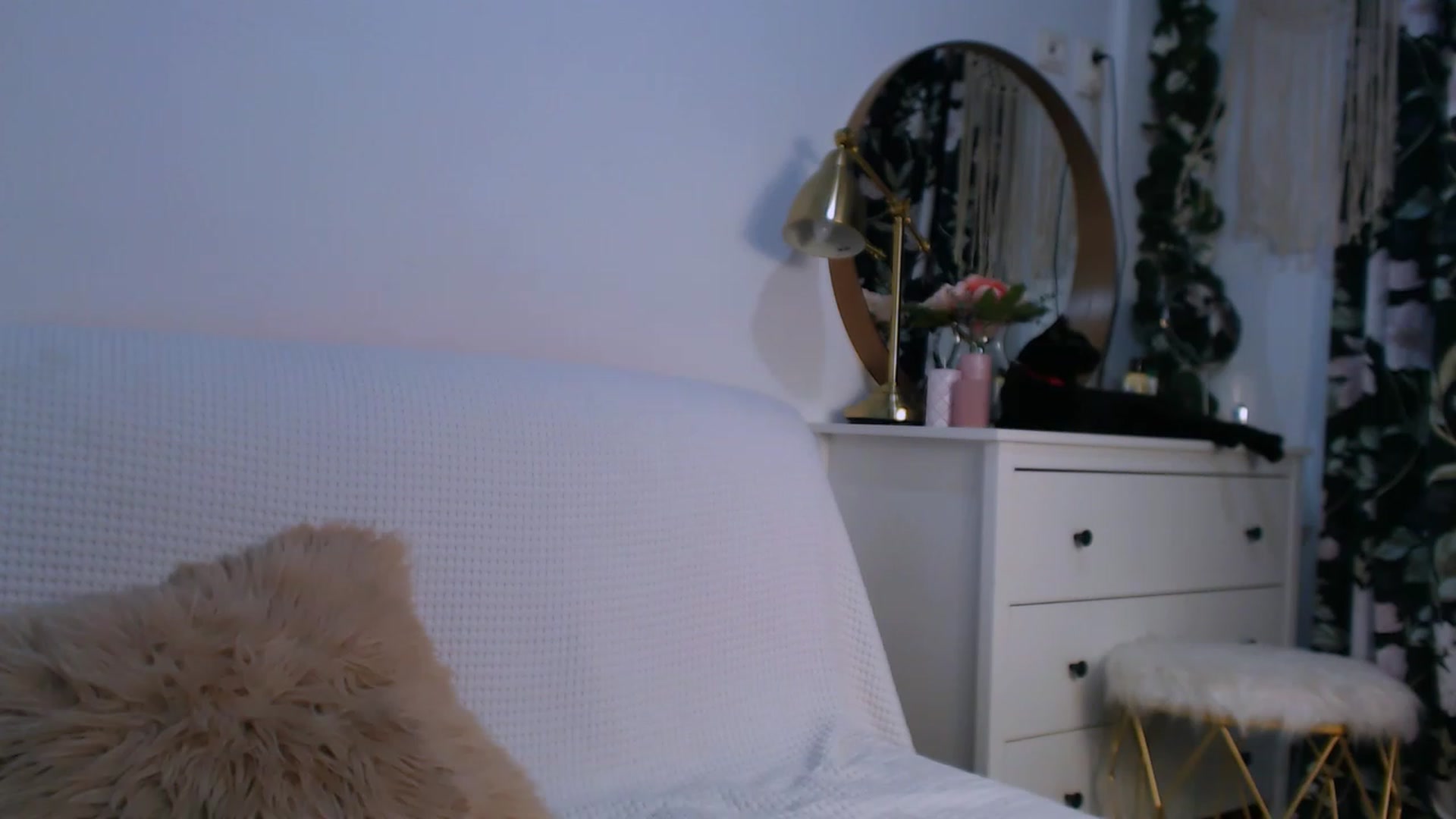 Gallery image thumbnail from HottieEva_'s myfreecams stream on, 02/28/2023, 22:47 image 11 of 20