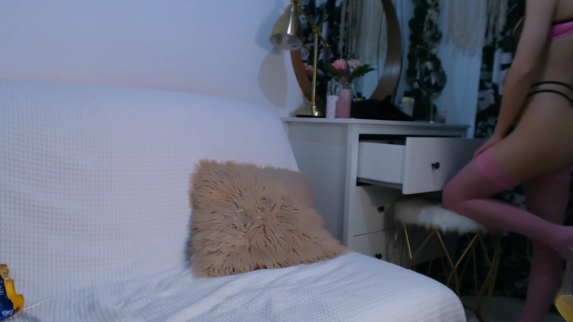 Gallery image thumbnail from HottieEva_'s myfreecams stream on, 03/01/2023, 01:50 image 3 of 20