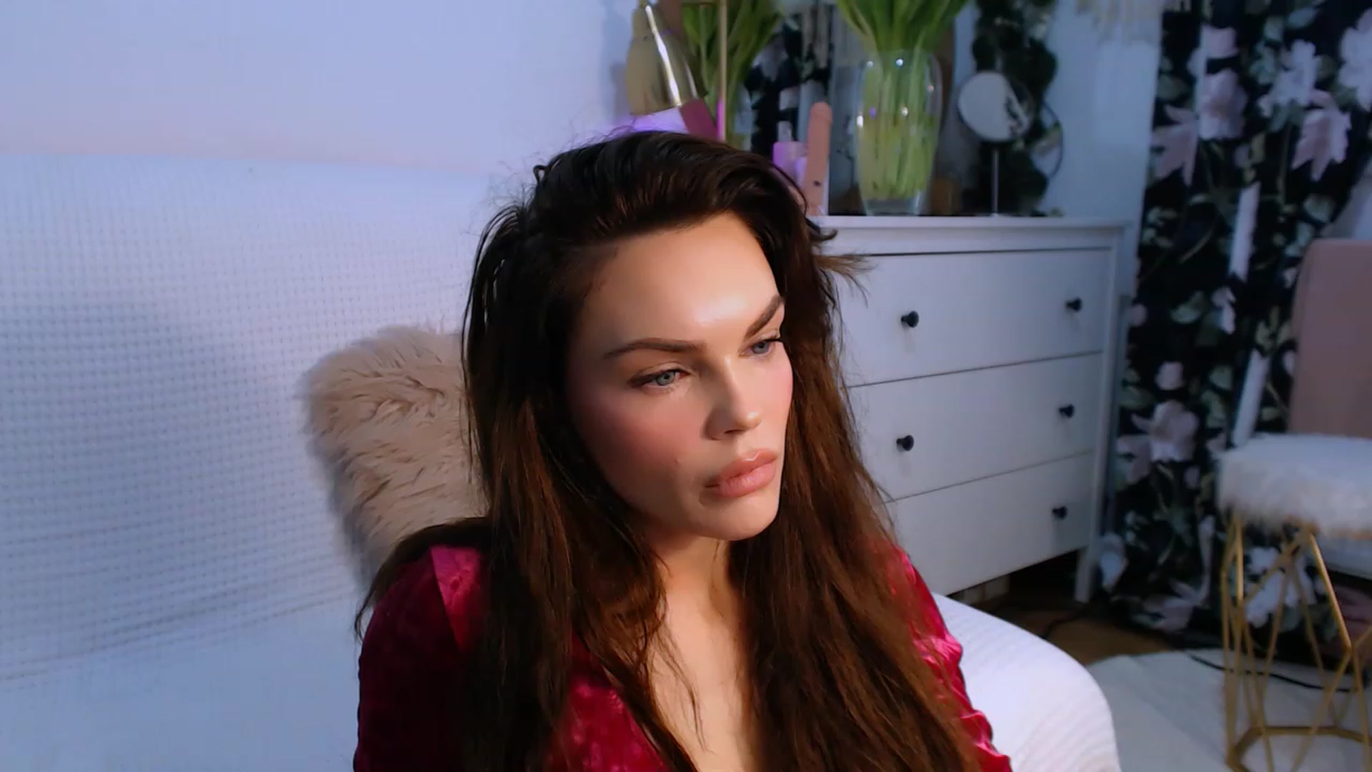 Gallery image thumbnail from HottieEva_'s myfreecams stream on, 03/10/2023, 13:33 image 2 of 20