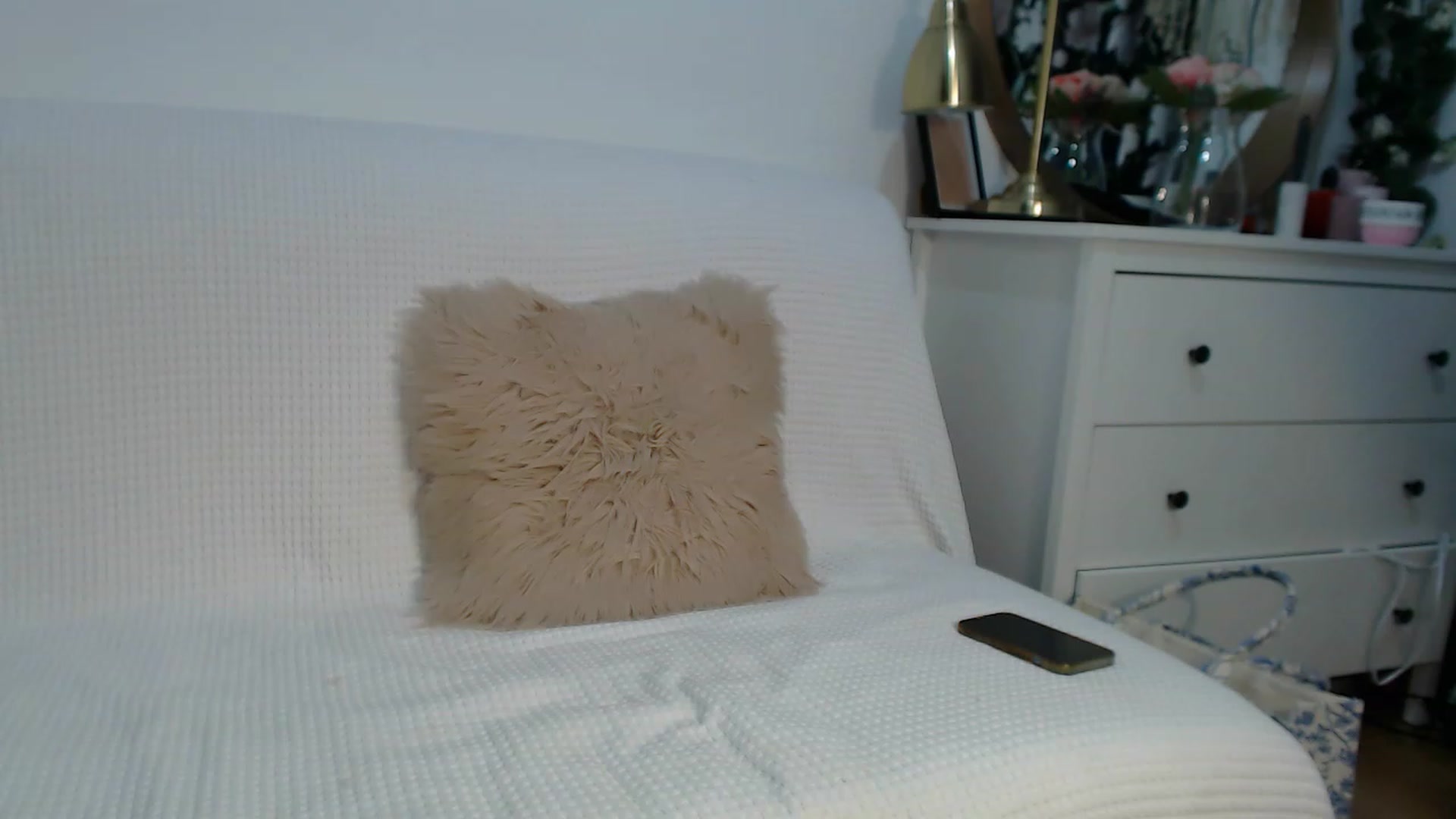 Gallery image thumbnail from HottieEva_'s myfreecams stream on, 08/23/2023, 22:26 image 5 of 20