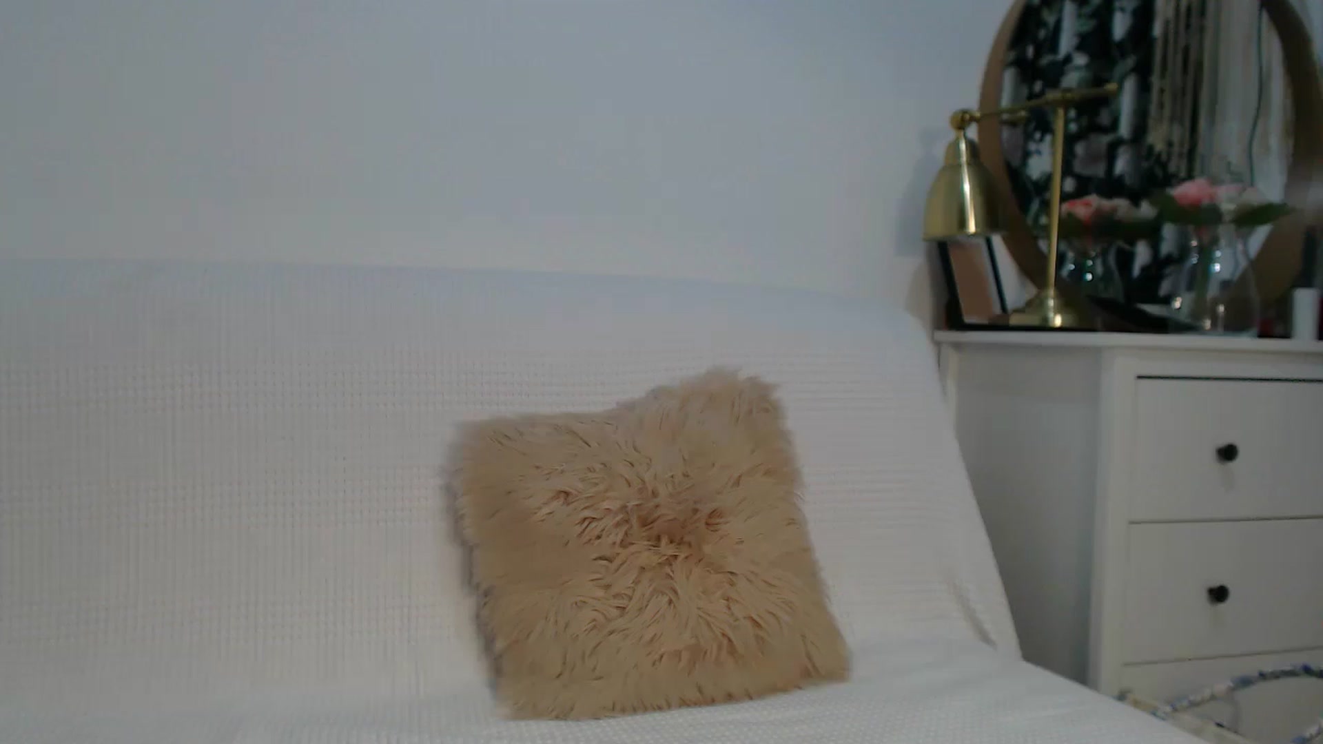 Gallery image thumbnail from HottieEva_'s myfreecams stream on, 08/23/2023, 23:49 image 10 of 20