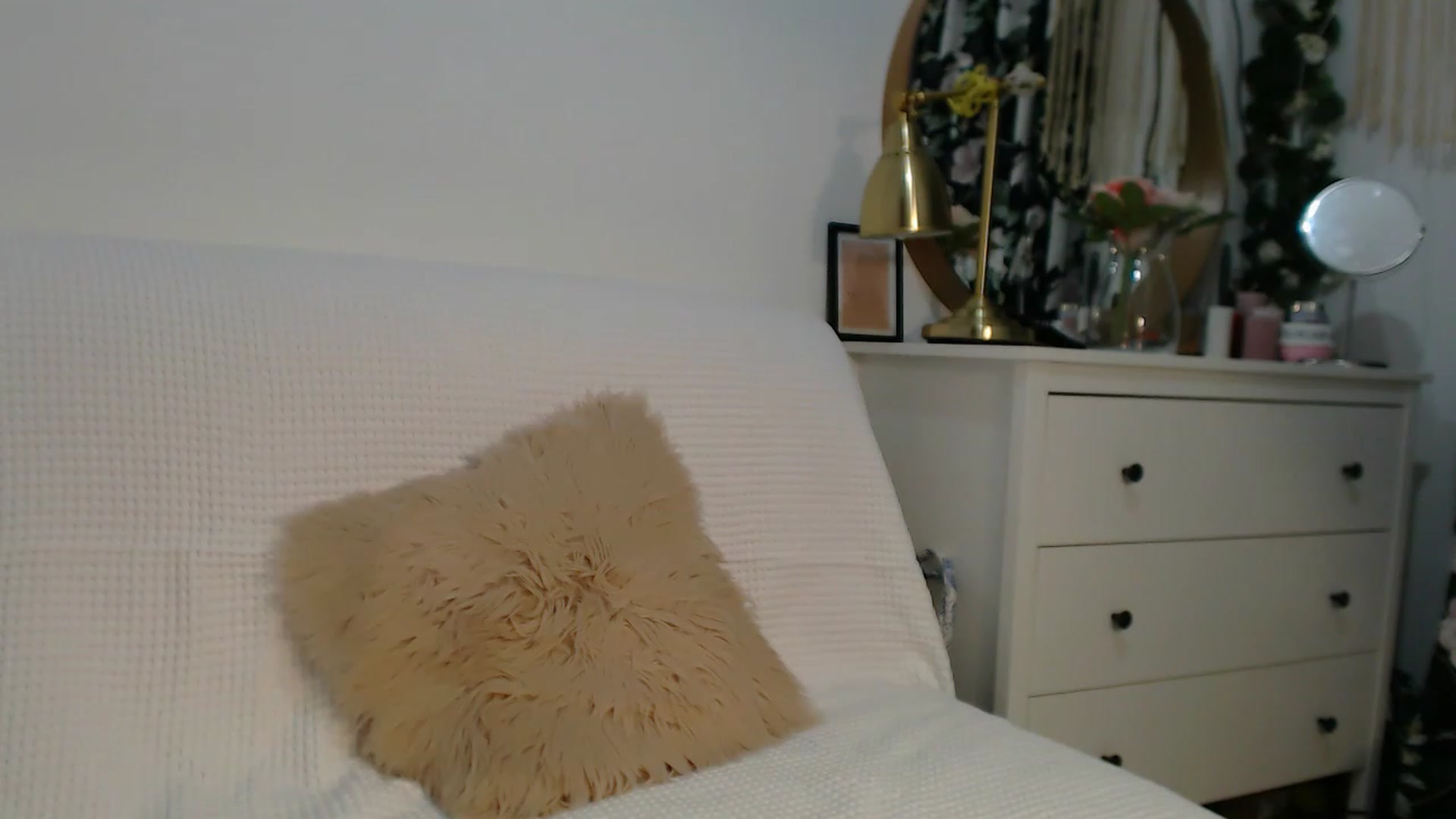 Gallery image thumbnail from HottieEva_'s myfreecams stream on, 08/24/2023, 22:56 image 13 of 20