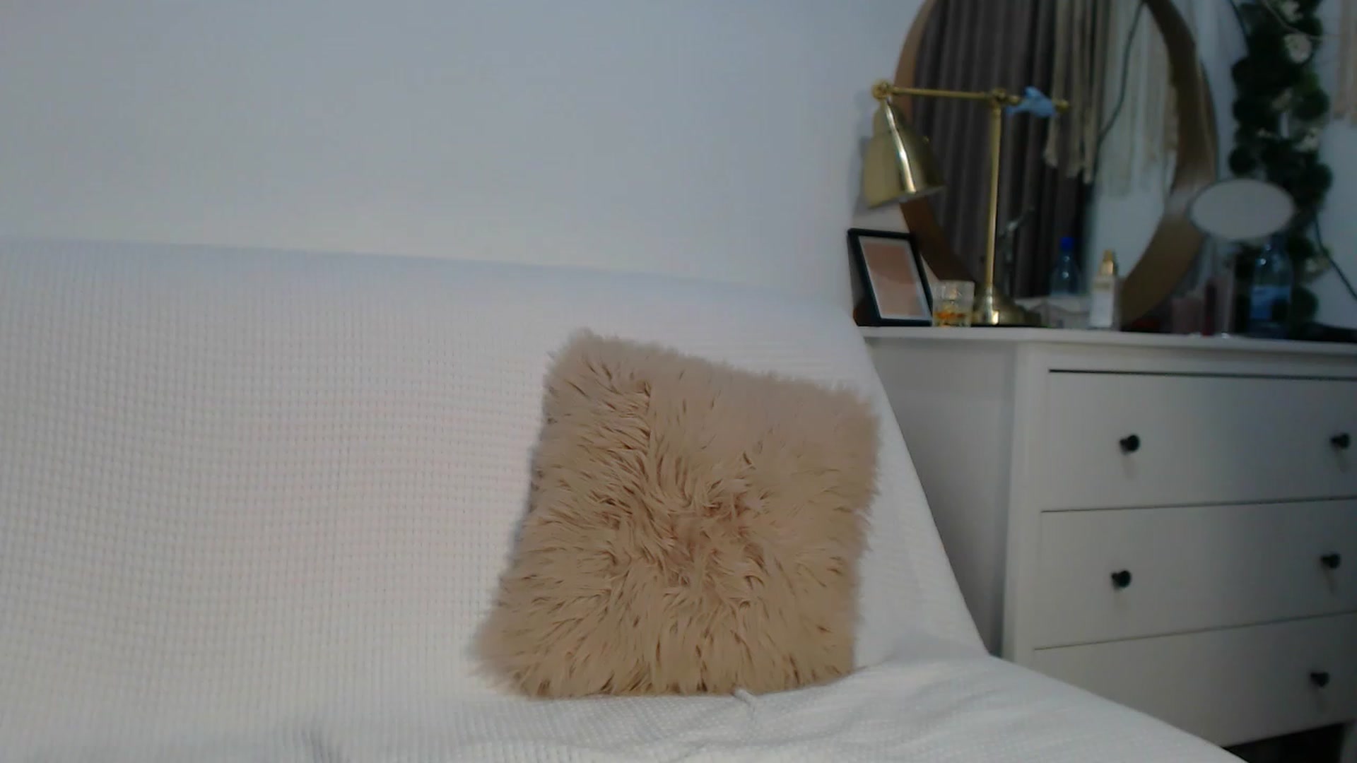Gallery image thumbnail from HottieEva_'s myfreecams stream on, 11/22/2023, 01:54 image 18 of 20