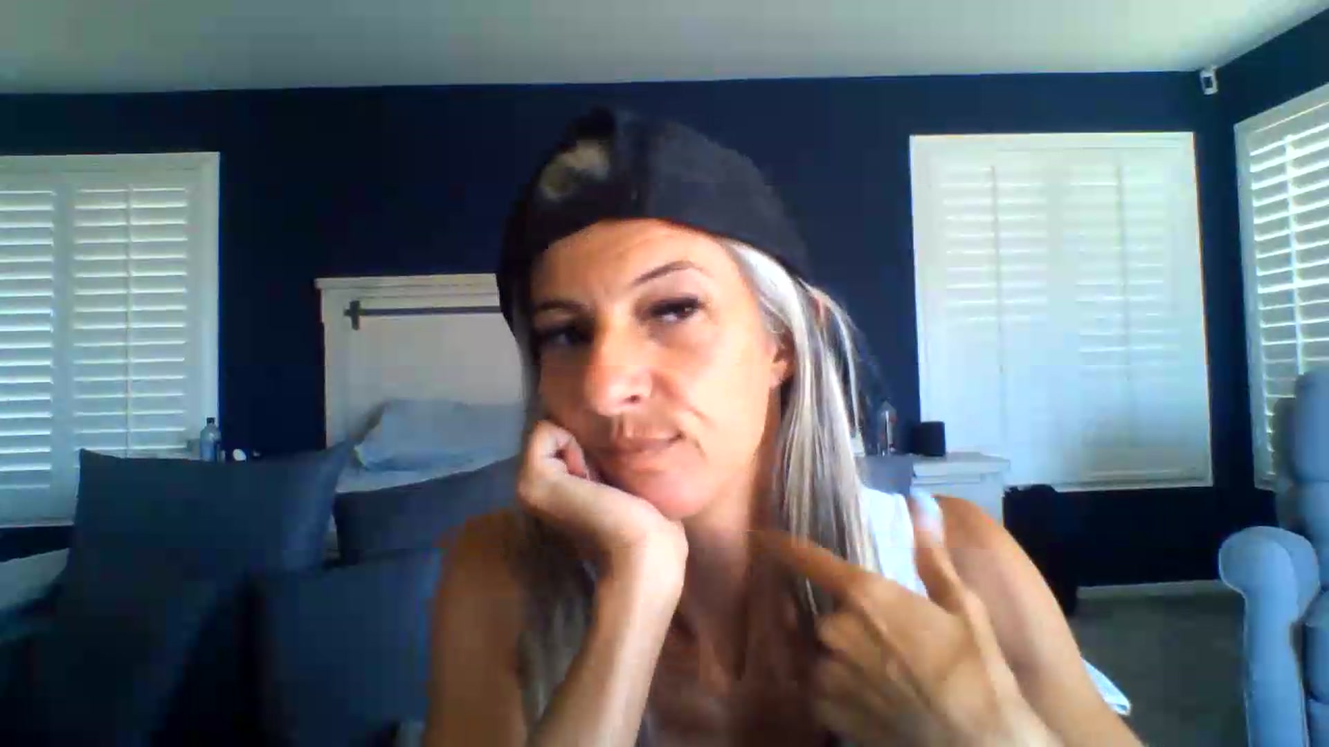 Gallery image thumbnail from Hotwifebre's myfreecams stream on, 08/18/2026, 17:42 image 19 of 20