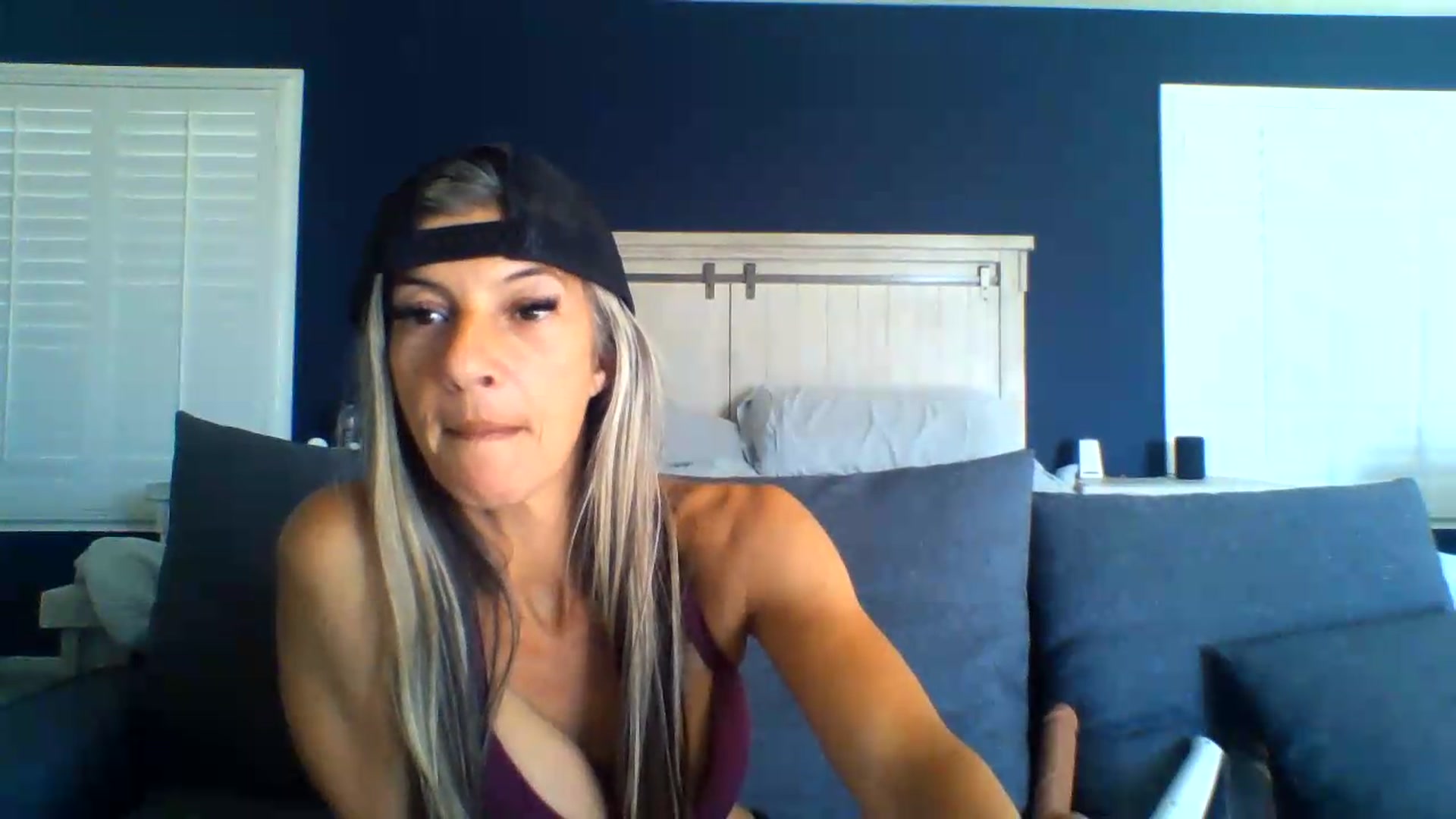Gallery image thumbnail from Hotwifebre's myfreecams stream on, 09/03/2026, 16:52 image 14 of 20