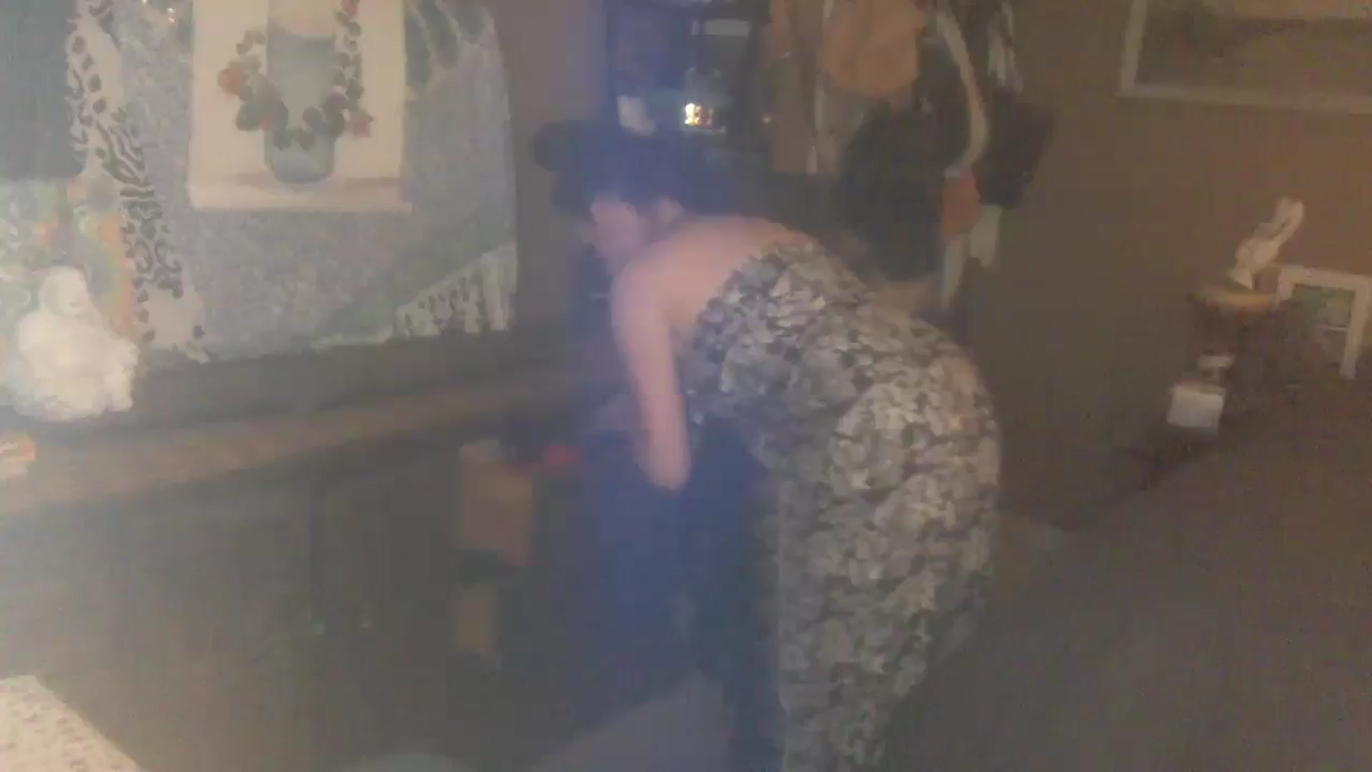Gallery image thumbnail from Hotyogababe1's myfreecams stream on, 04/15/2025, 06:12 image 17 of 20
