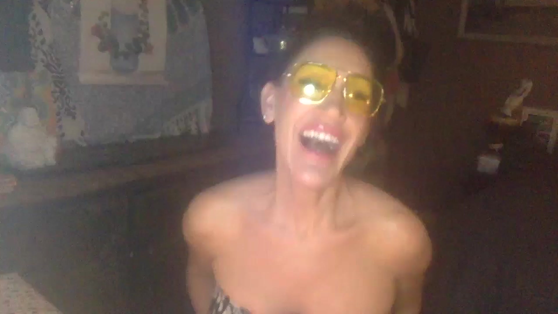 Gallery image thumbnail from Hotyogababe1's myfreecams stream on, 04/15/2025, 06:12 image 12 of 20