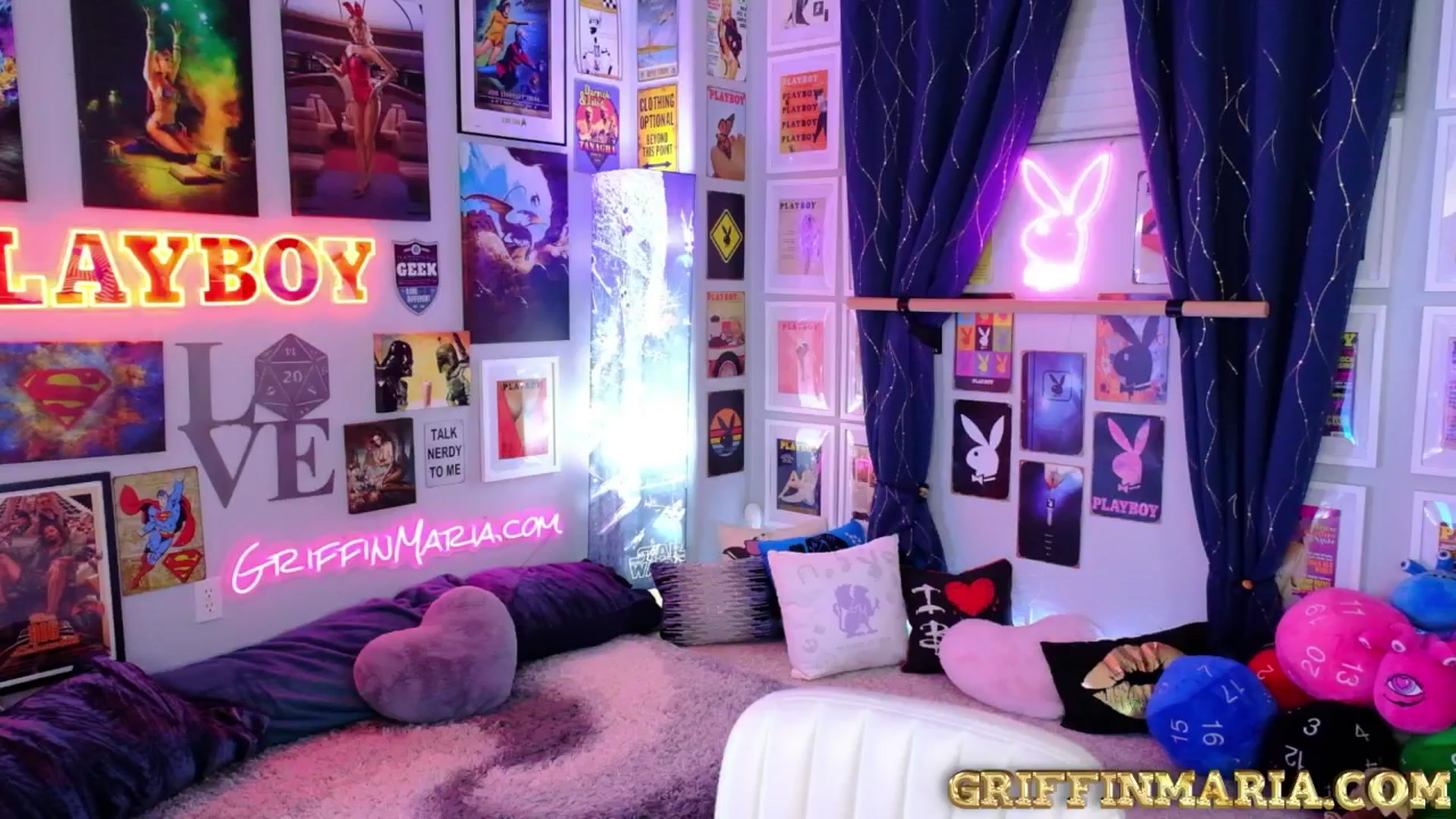 Gallery image thumbnail from House_of_G's myfreecams stream on, 09/21/2025, 04:31 image 5 of 20