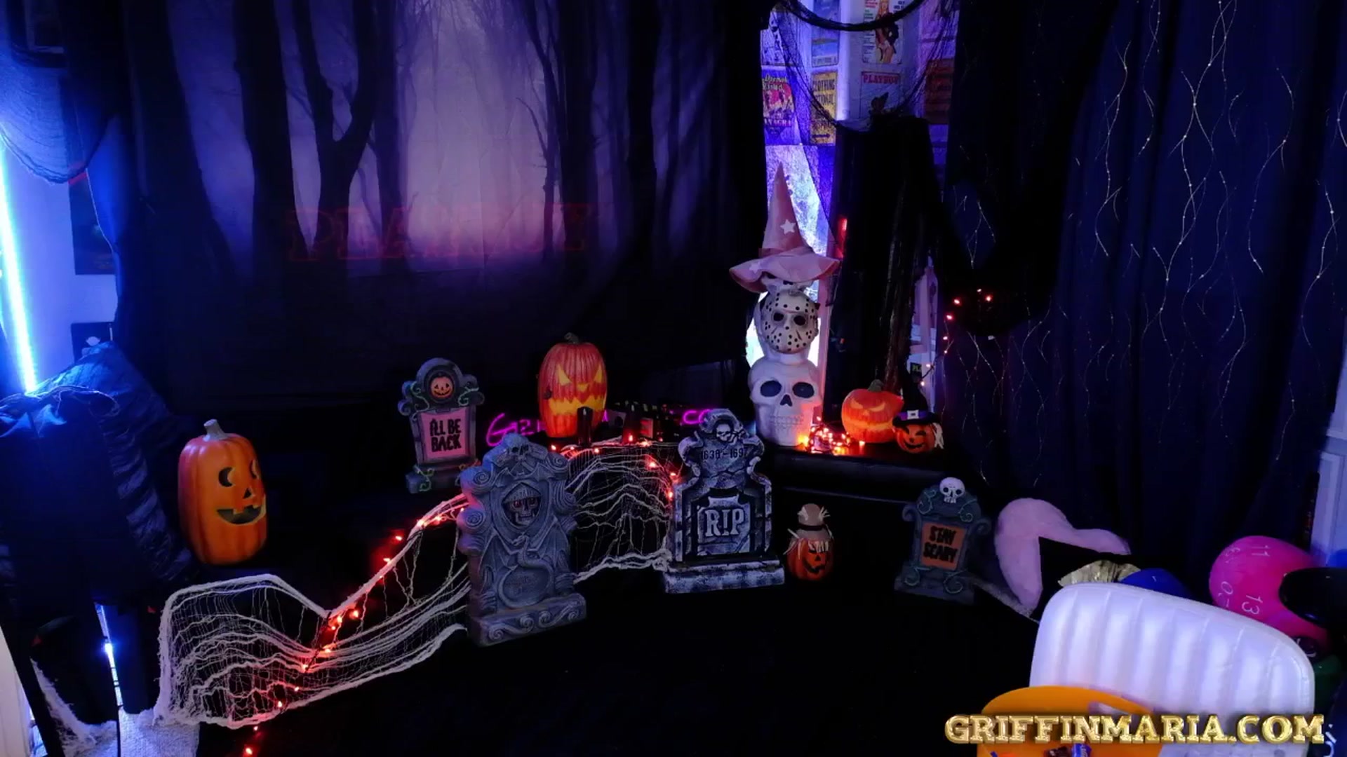 Gallery image thumbnail from House_of_G's myfreecams stream on, 10/28/2025, 24:46 image 4 of 20