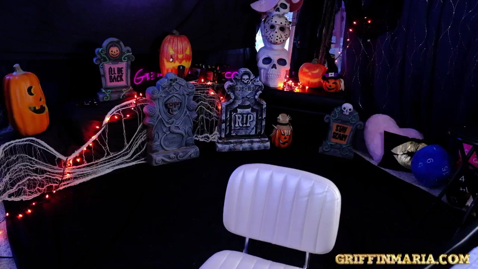Gallery image thumbnail from House_of_G's myfreecams stream on, 10/30/2025, 05:34 image 10 of 20
