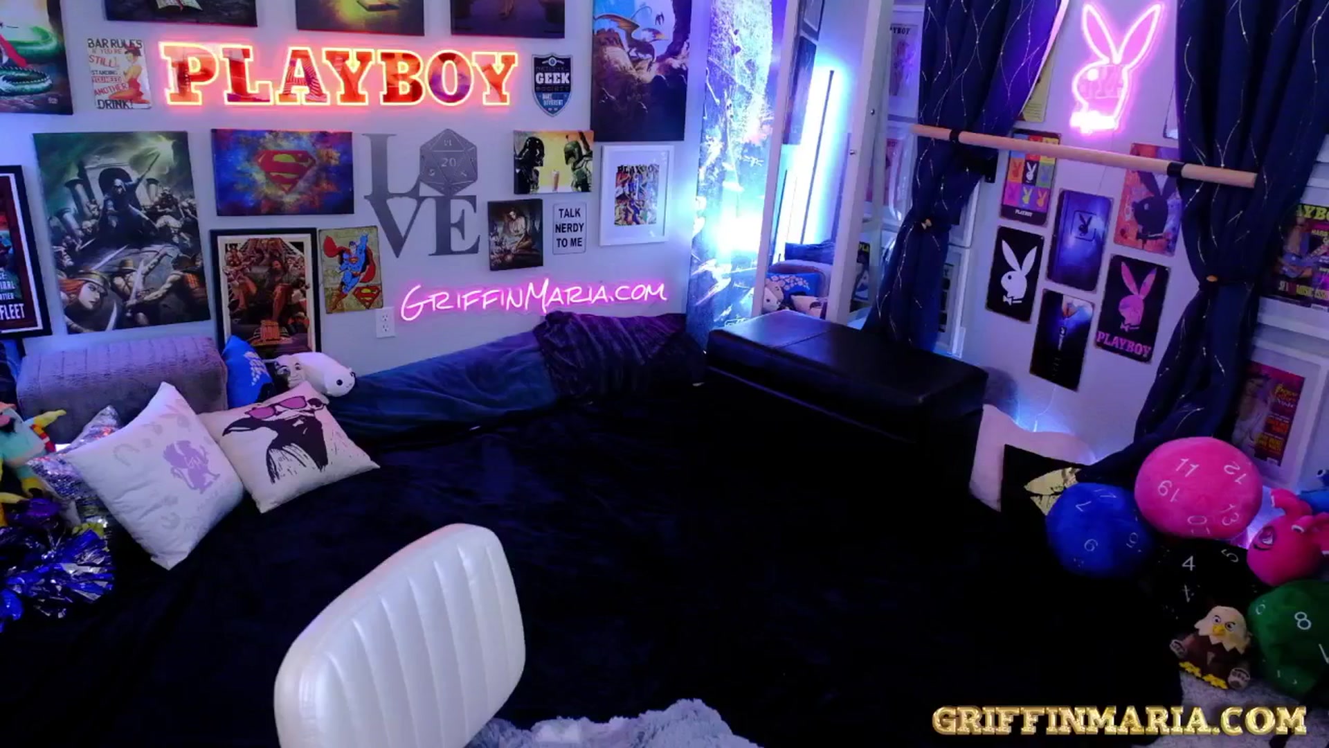 Gallery image thumbnail from House_of_G's myfreecams stream on, 11/18/2025, 20:57 image 12 of 20