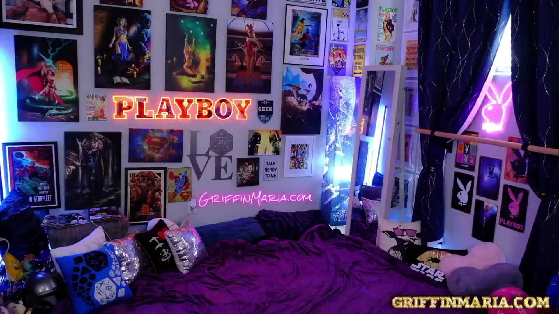 Gallery image thumbnail from House_of_G's myfreecams stream on, 01/13/2026, 22:29 image 12 of 20