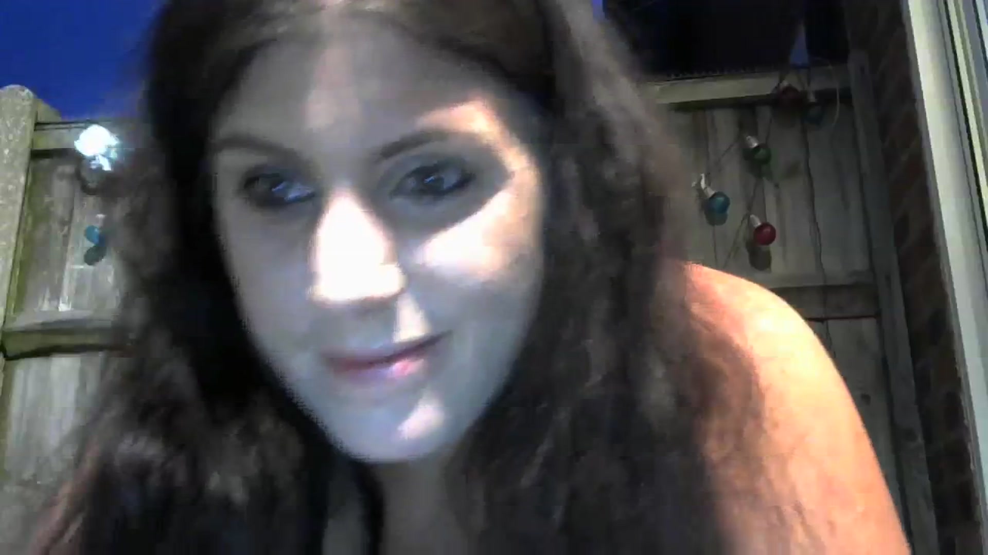 Gallery image thumbnail from Housewife2's myfreecams stream on, 09/01/2023, 19:31 image 10 of 20