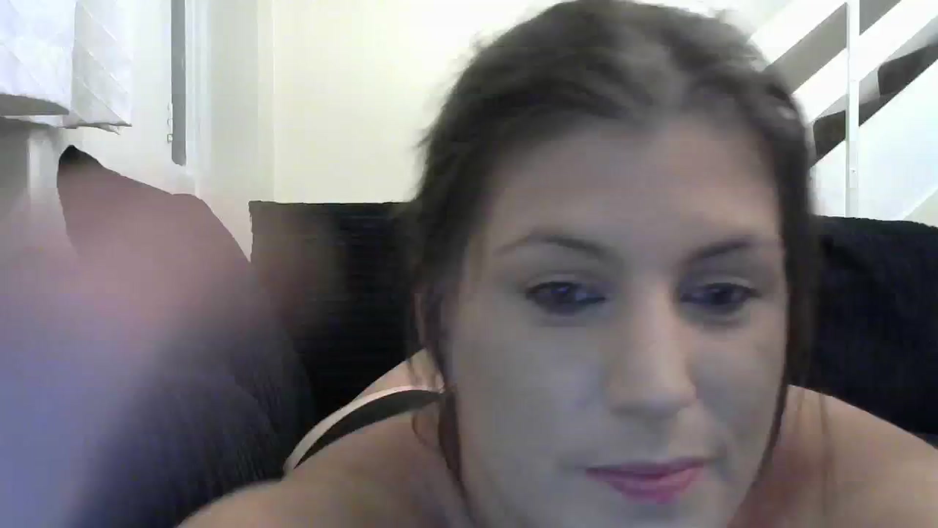 Gallery image thumbnail from Housewife2's myfreecams stream on, 09/05/2023, 19:54 image 5 of 20