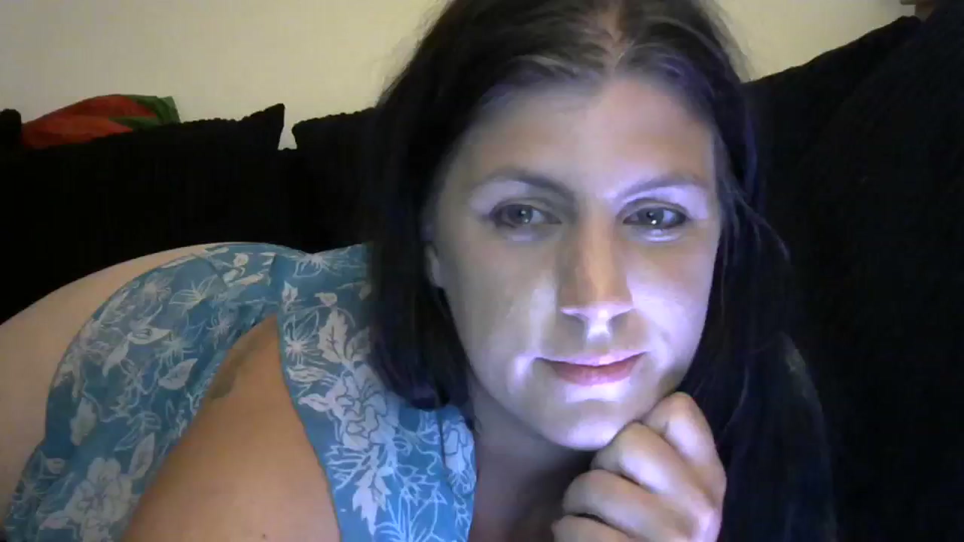 Gallery image thumbnail from Housewife2's myfreecams stream on, 09/10/2023, 01:52 image 4 of 20