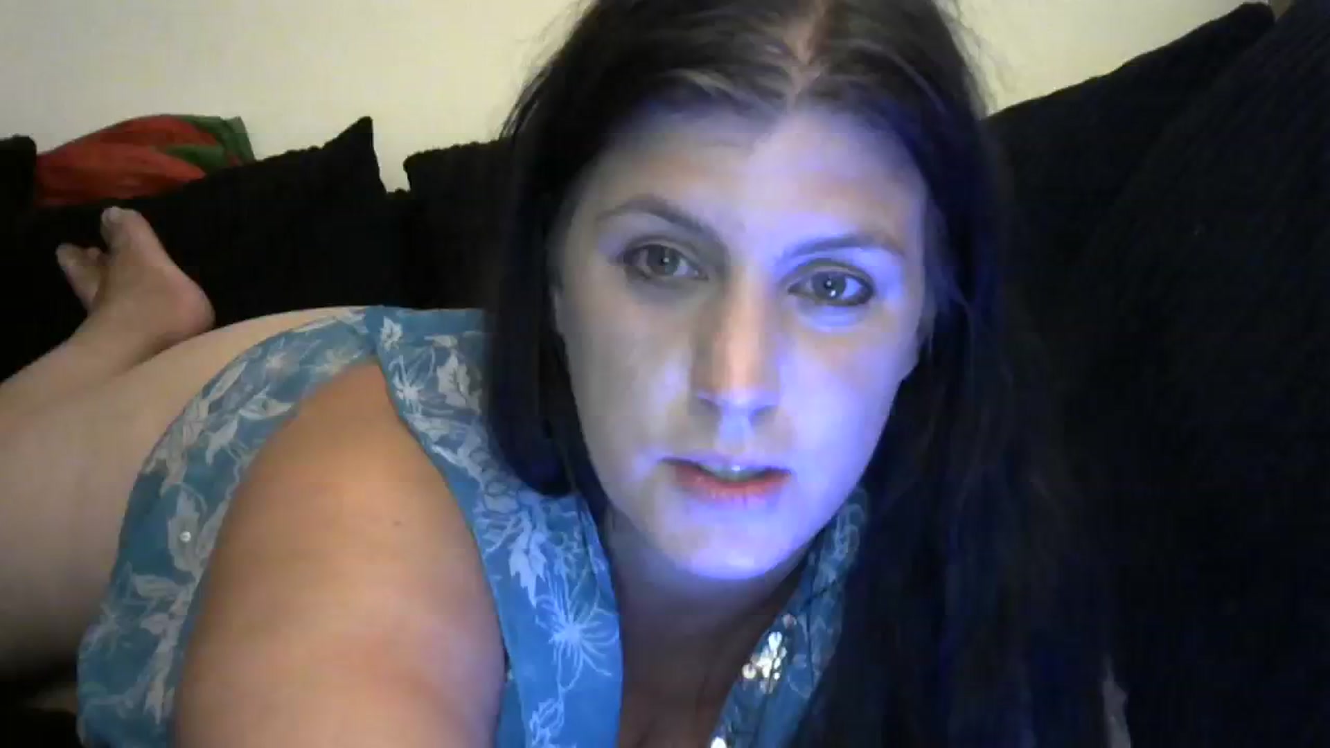 Gallery image thumbnail from Housewife2's myfreecams stream on, 09/10/2023, 01:52 image 5 of 20