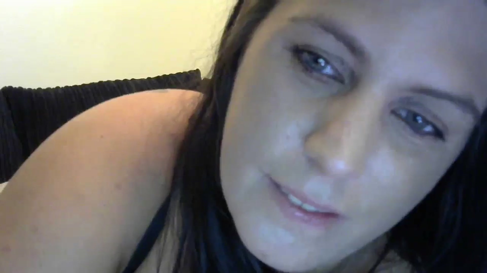 Gallery image thumbnail from Housewife2's myfreecams stream on, 09/28/2023, 24:47 image 20 of 20