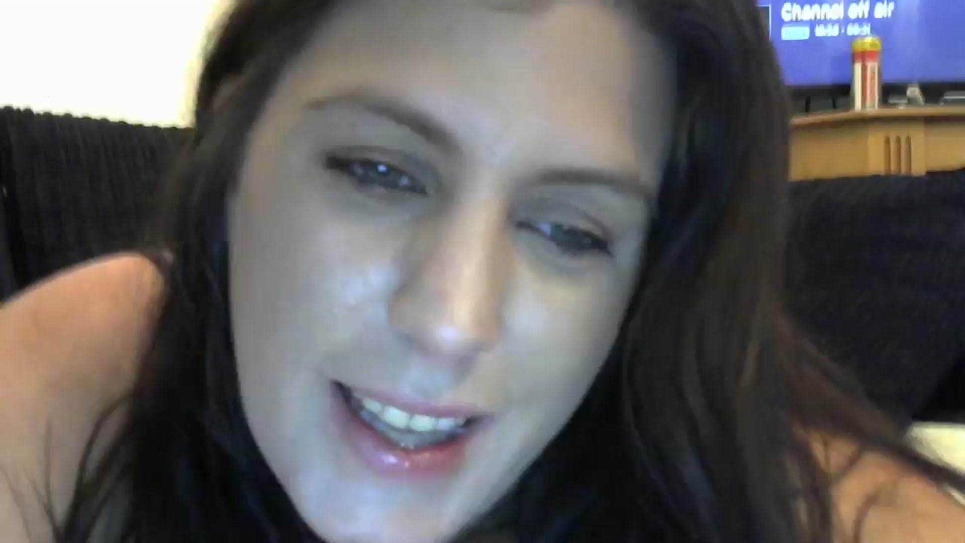 Gallery image thumbnail from Housewife2's myfreecams stream on, 09/28/2023, 24:47 image 13 of 20