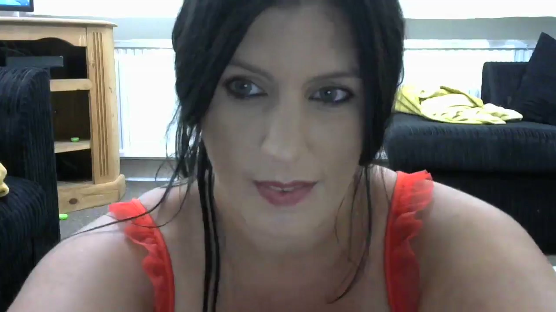 Gallery image thumbnail from Housewife2's myfreecams stream on, 09/08/2024, 20:25 image 19 of 20